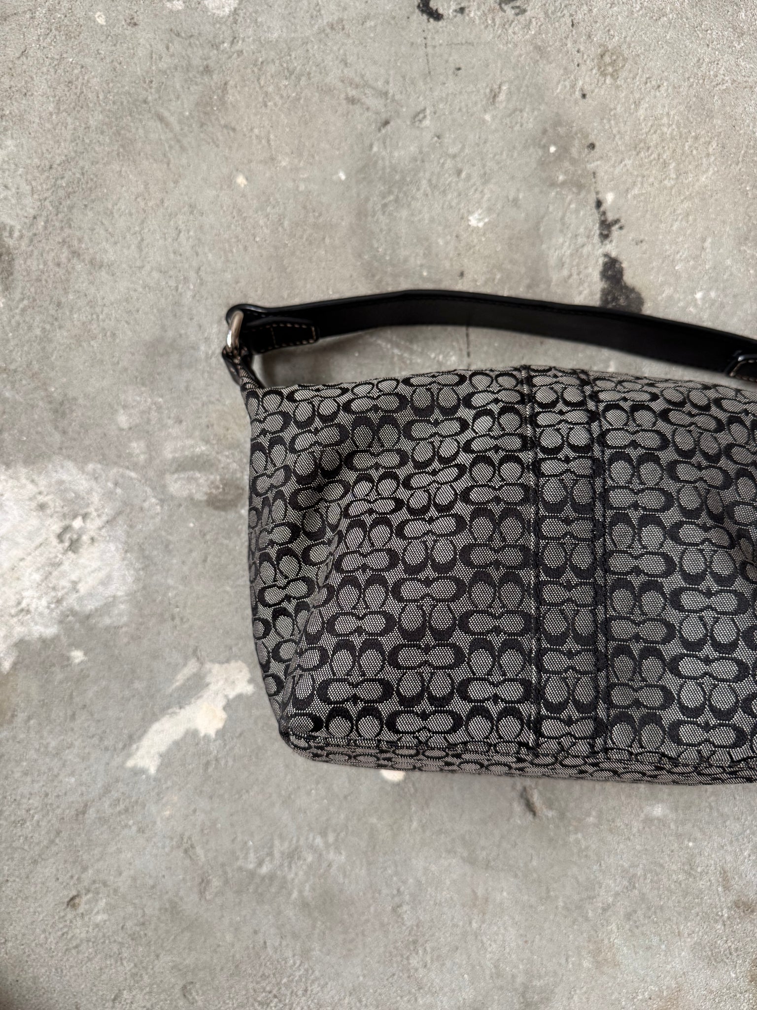 Coach Signature Mini Hobo Shoulder Bag Grey/Black