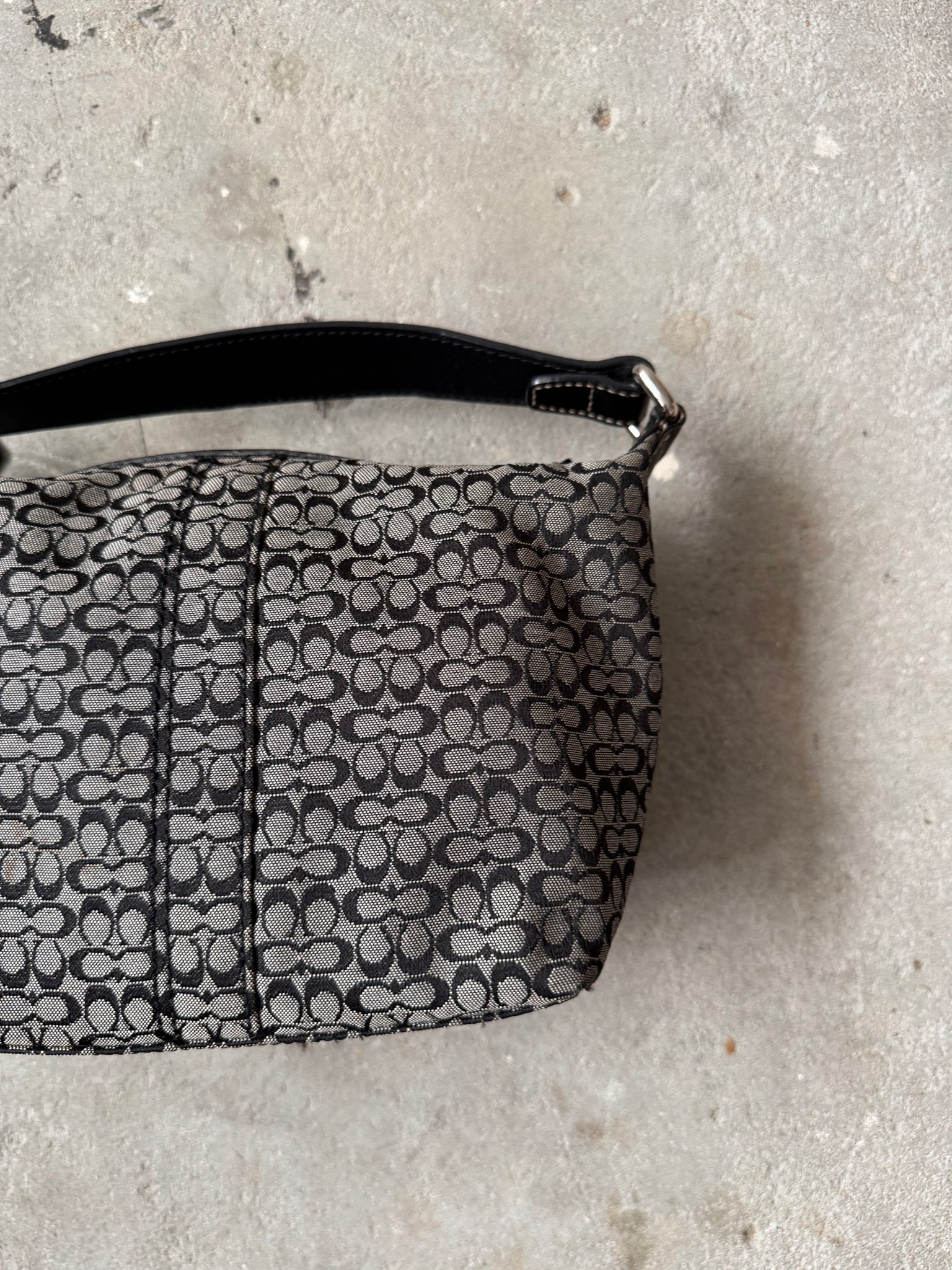 Coach Signature Mini Hobo Shoulder Bag Grey/Black