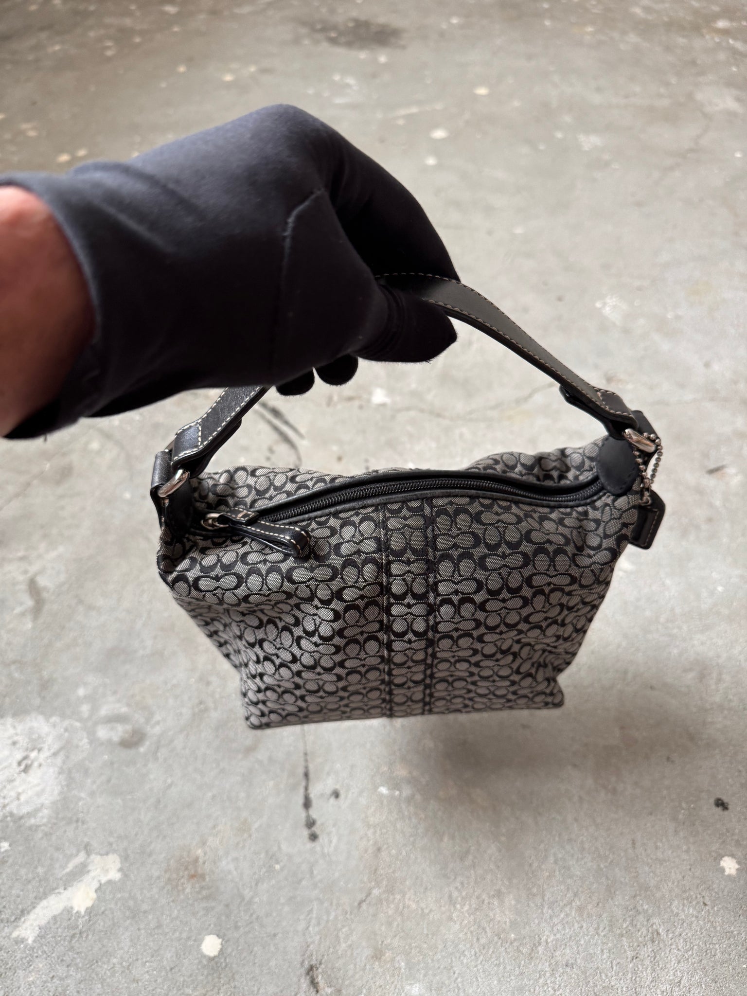 Coach Signature Mini Hobo Shoulder Bag Grey/Black