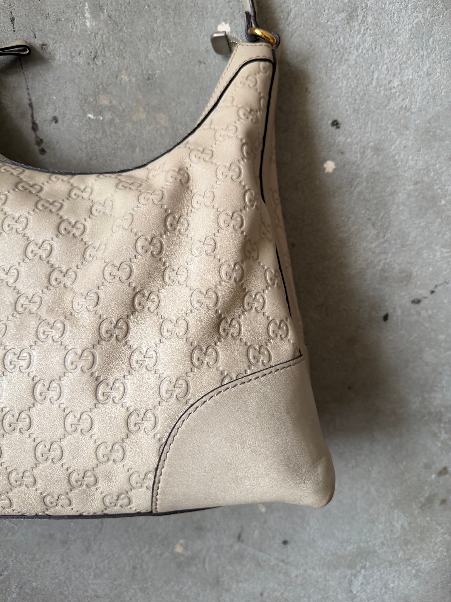 Gucci GG Monogram Guccissima Heart Hobo Shoulder Bag White