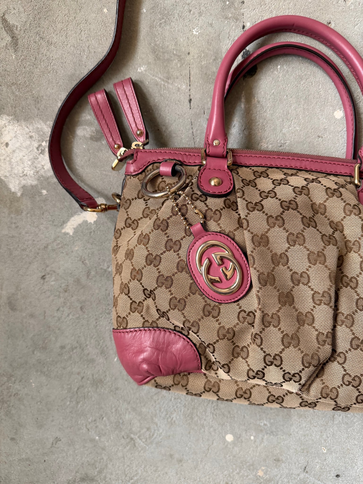 Gucci 2Way GG Monogram Sukey Shoulder Bag Beige/Pink