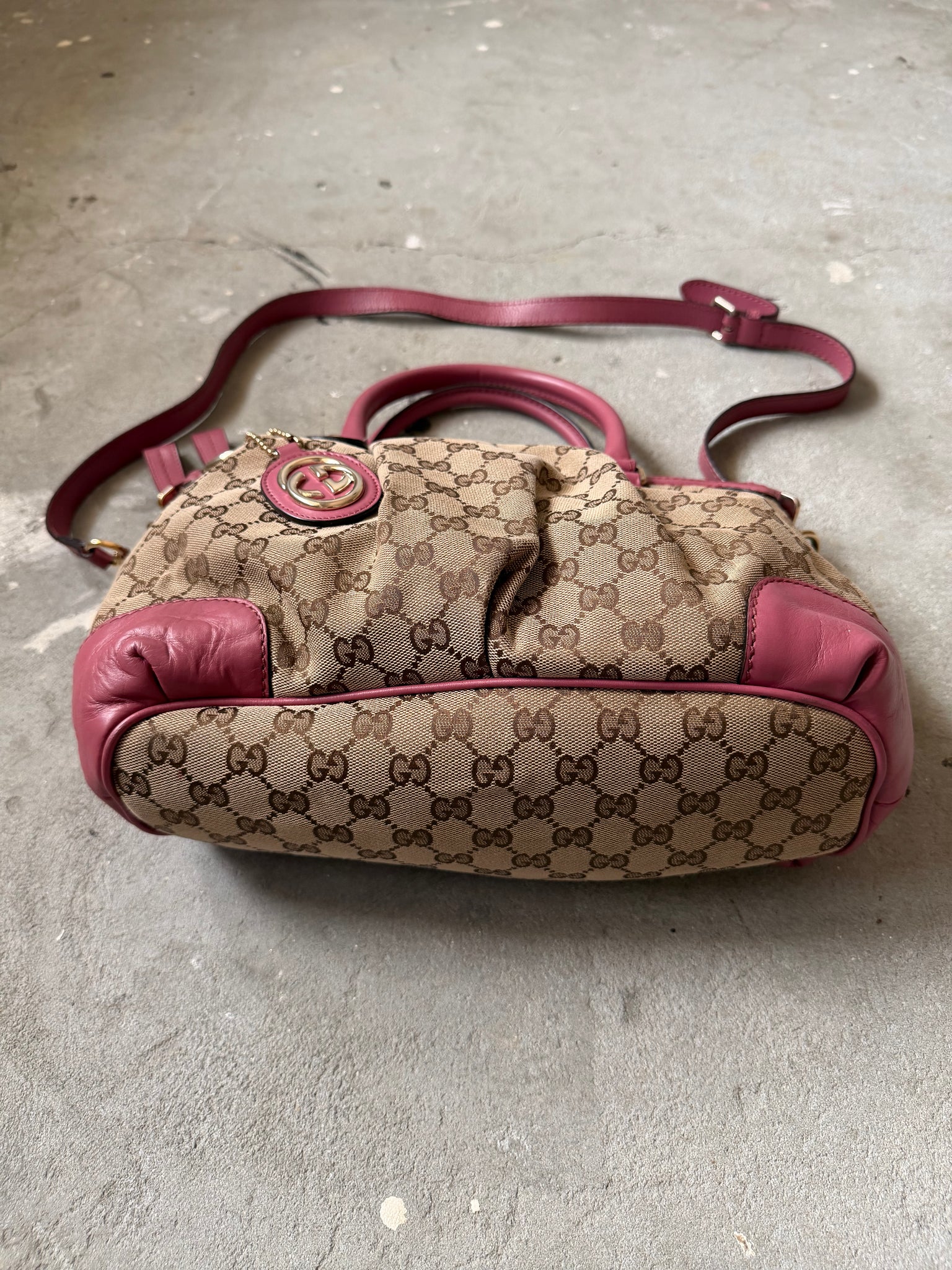 Gucci 2Way GG Monogram Sukey Shoulder Bag Beige/Pink