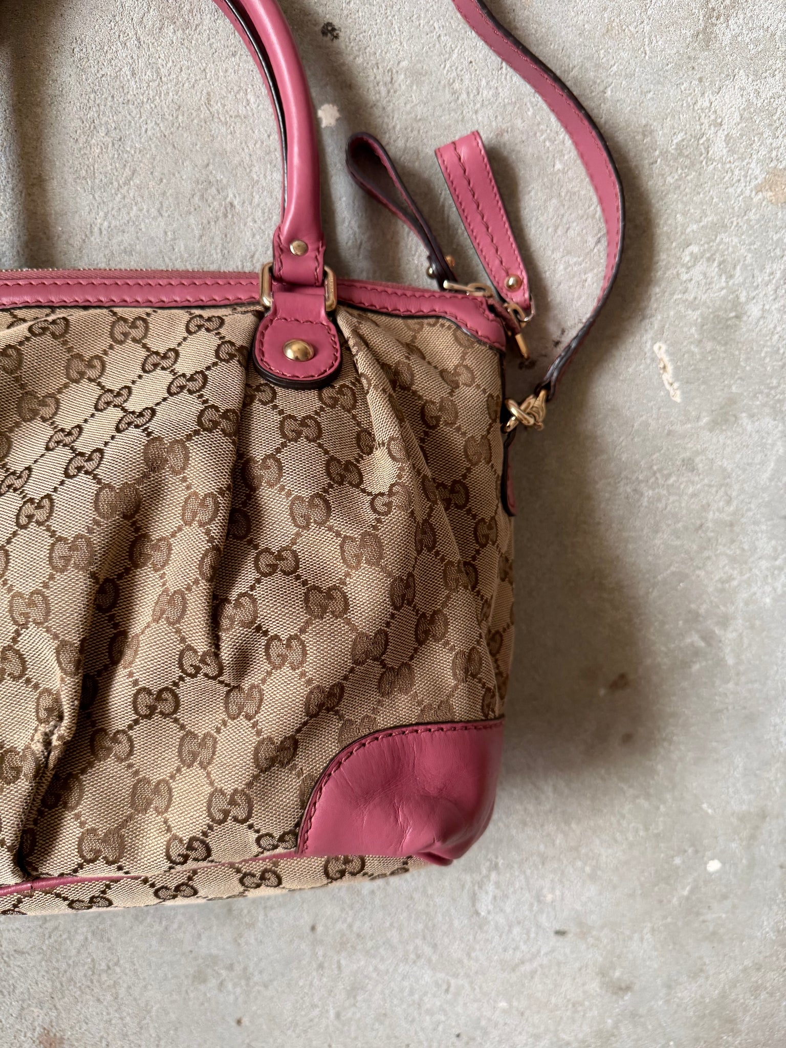 Gucci 2Way GG Monogram Sukey Shoulder Bag Beige/Pink