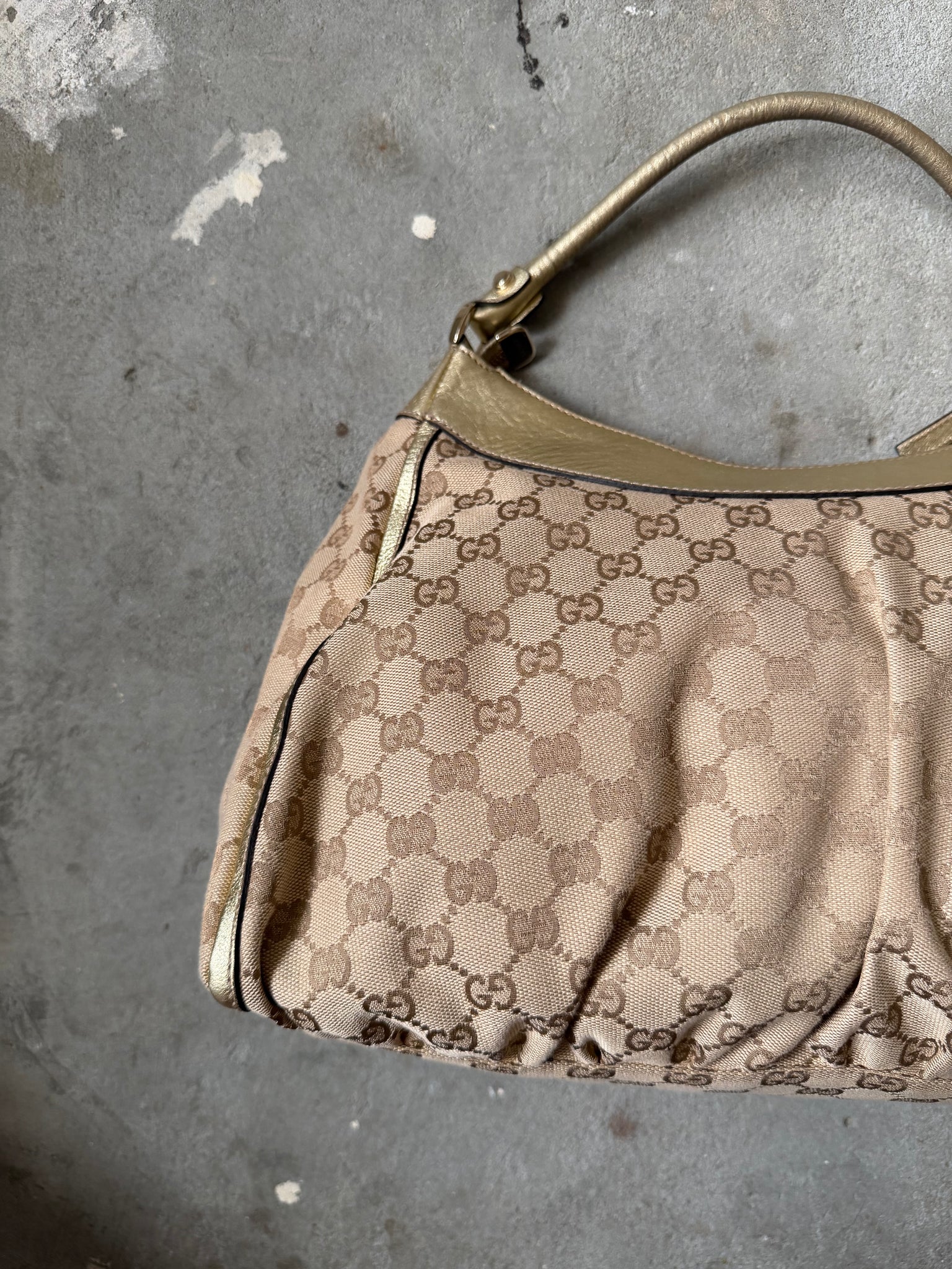 Gucci GG Monogram Abbey Shoulder Bag Beige/Gold