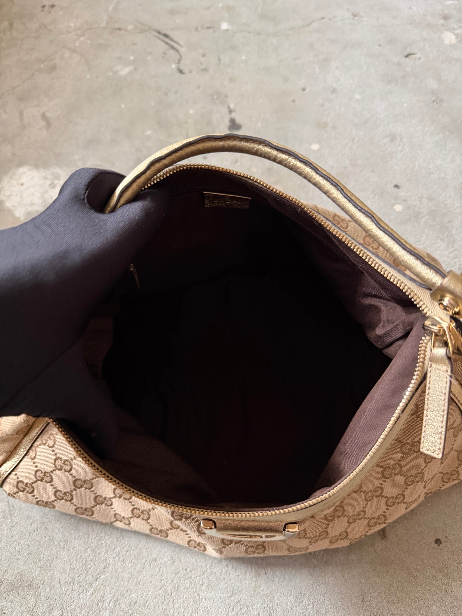 Gucci GG Monogram Abbey Shoulder Bag Beige/Gold