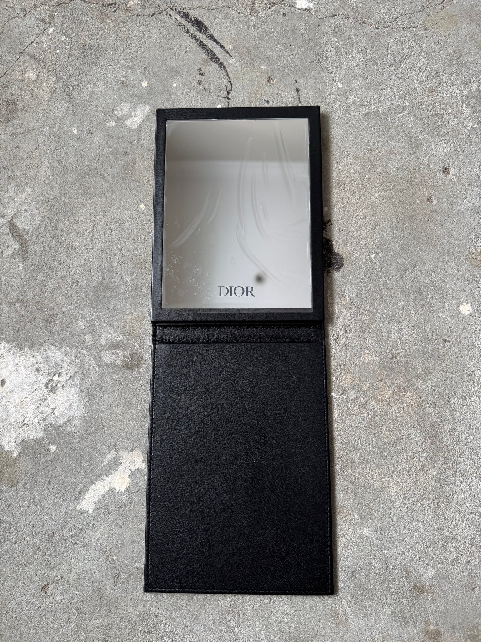 Dior Mirror Stand Black/Black