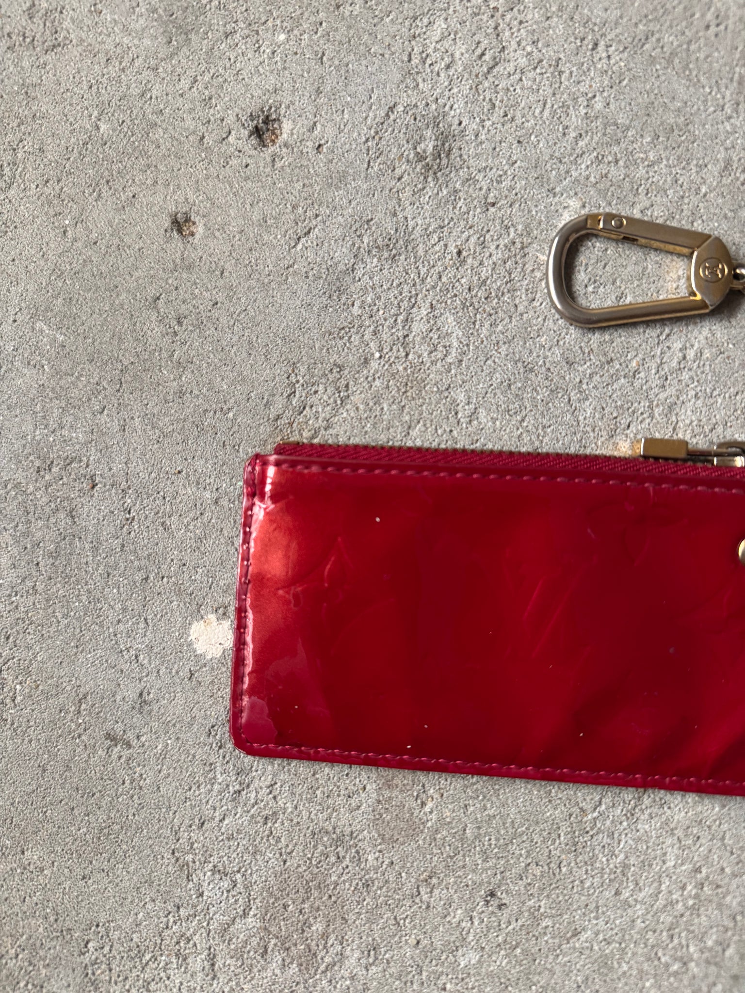 Louis Vuitton Vernis Coin Case Amethyst Red