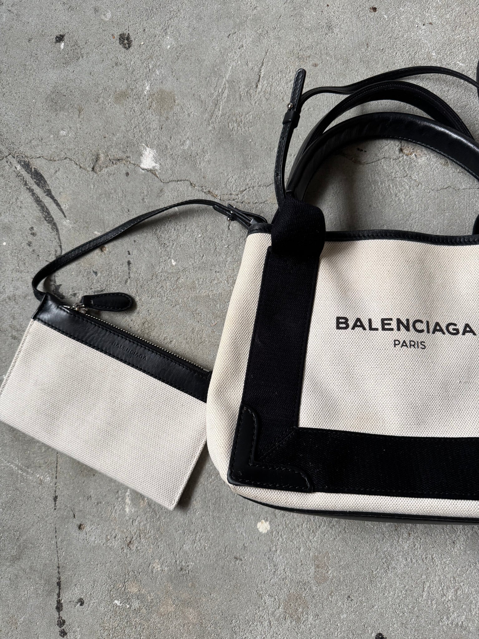 Balenciaga XS Cabas Tote Bag Black/White