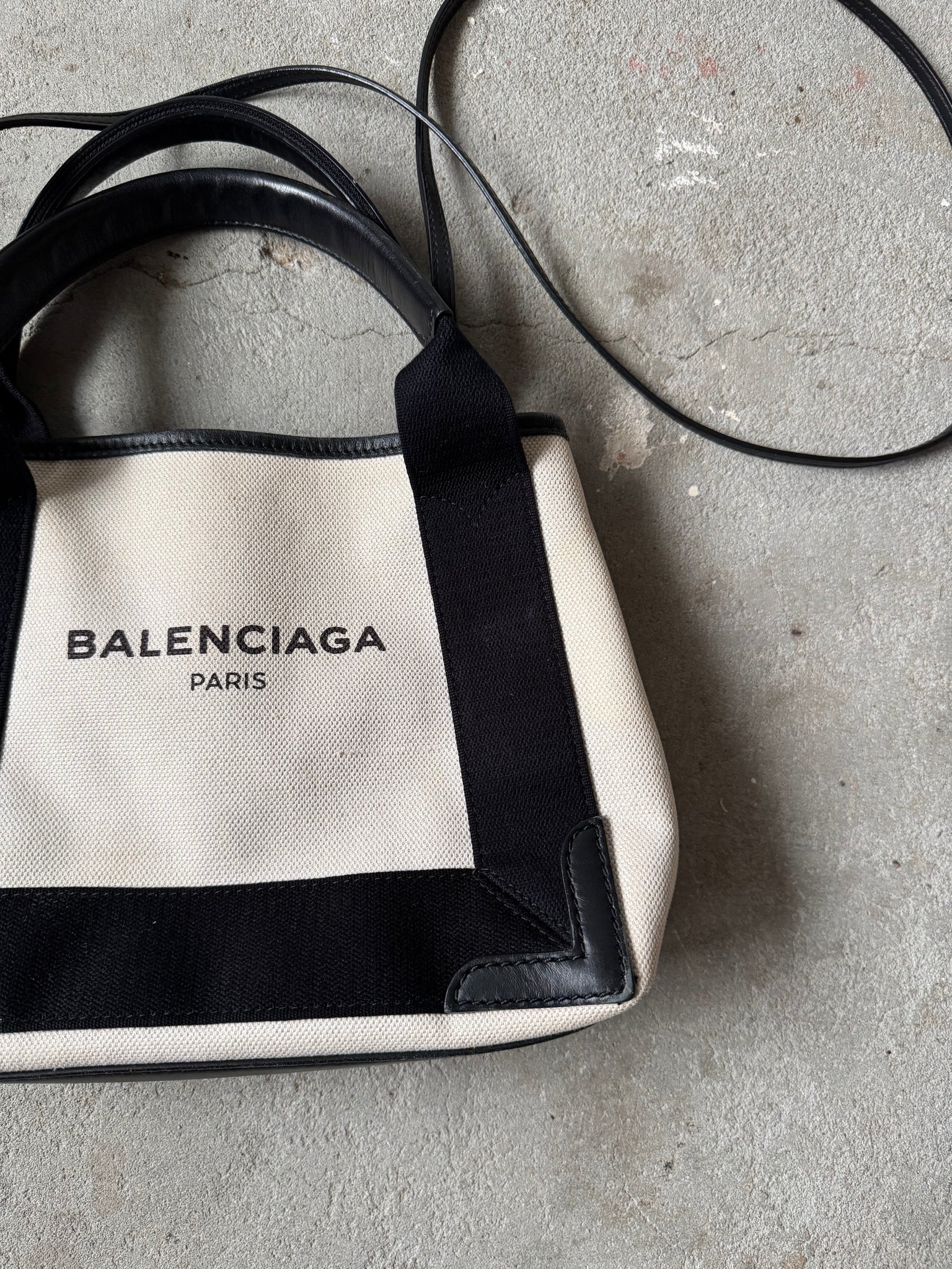 Balenciaga XS Cabas Tote Bag Black/White