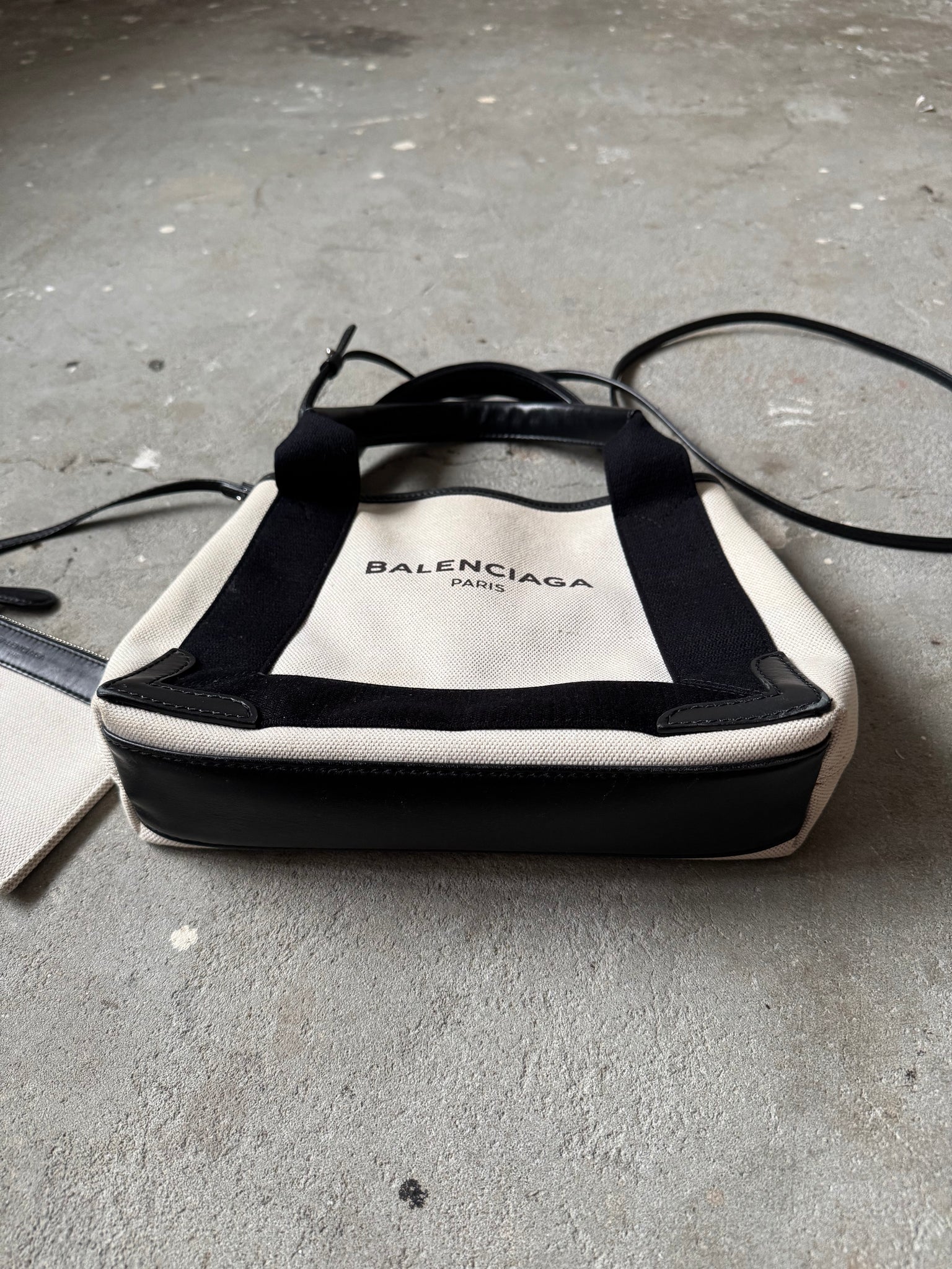 Balenciaga XS Cabas Tote Bag Black/White