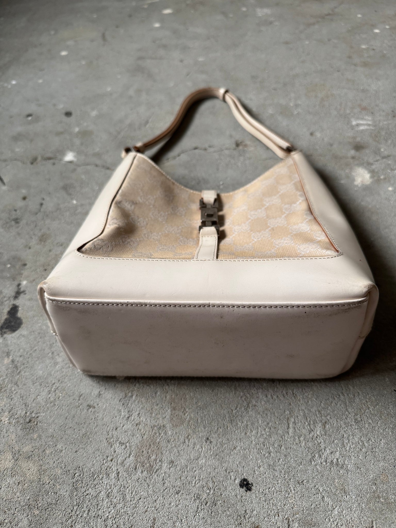Gucci GG Canvas Jackie Shoulder Bag White/White