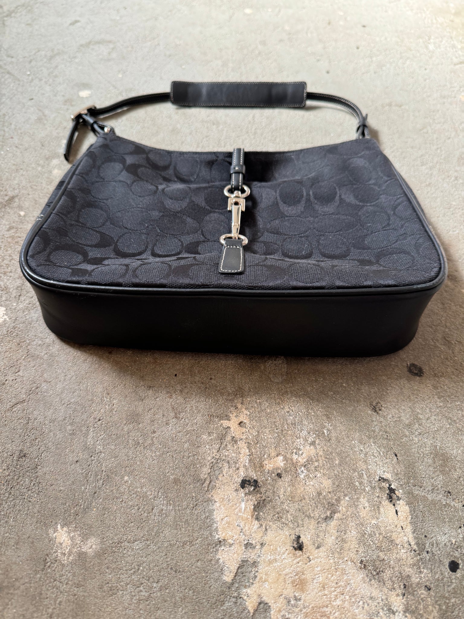 Coach Hobo Signature Clip Canvas Handbag 'Black'