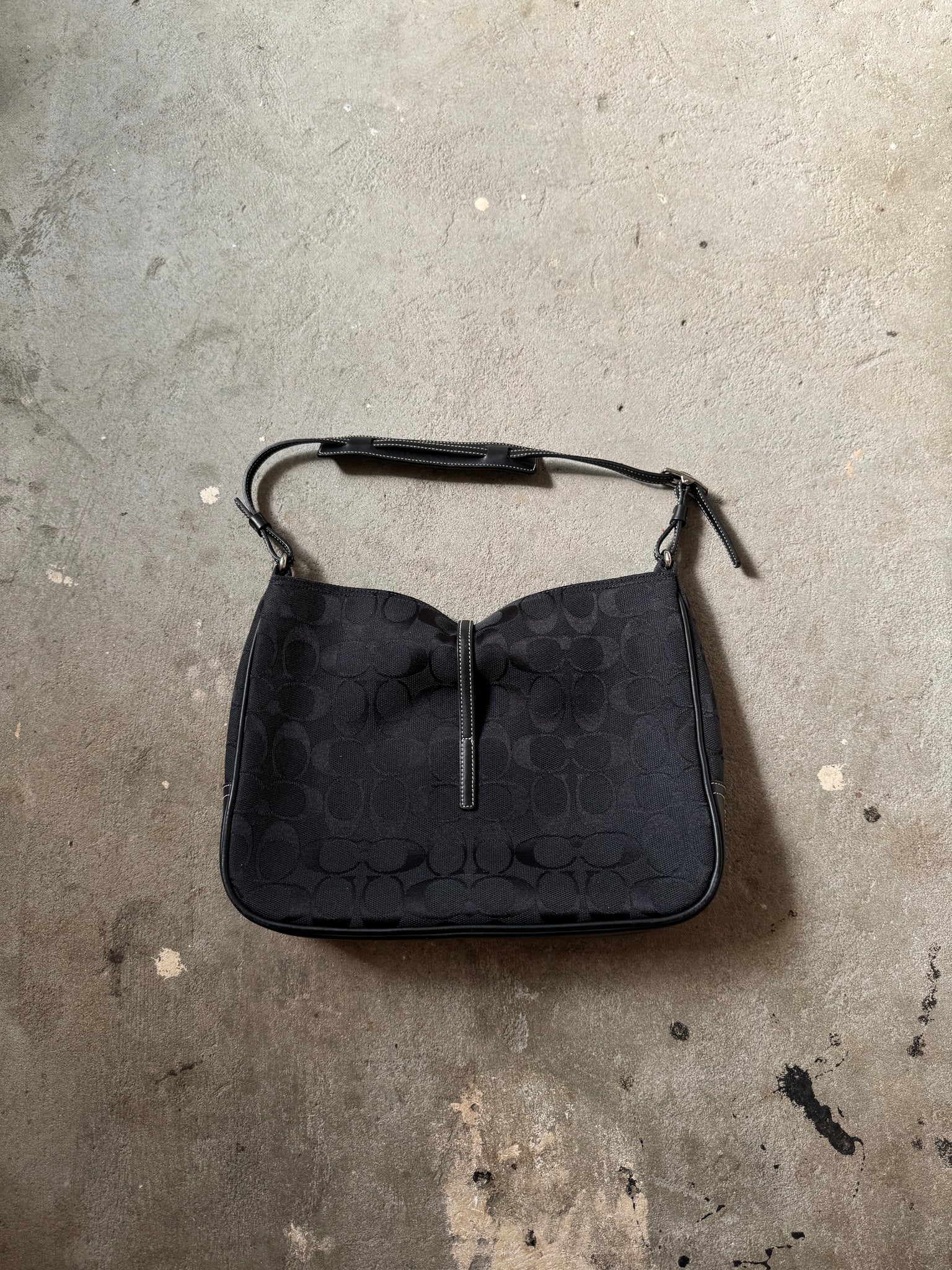 Coach Hobo Signature Clip Canvas Handbag 'Black'