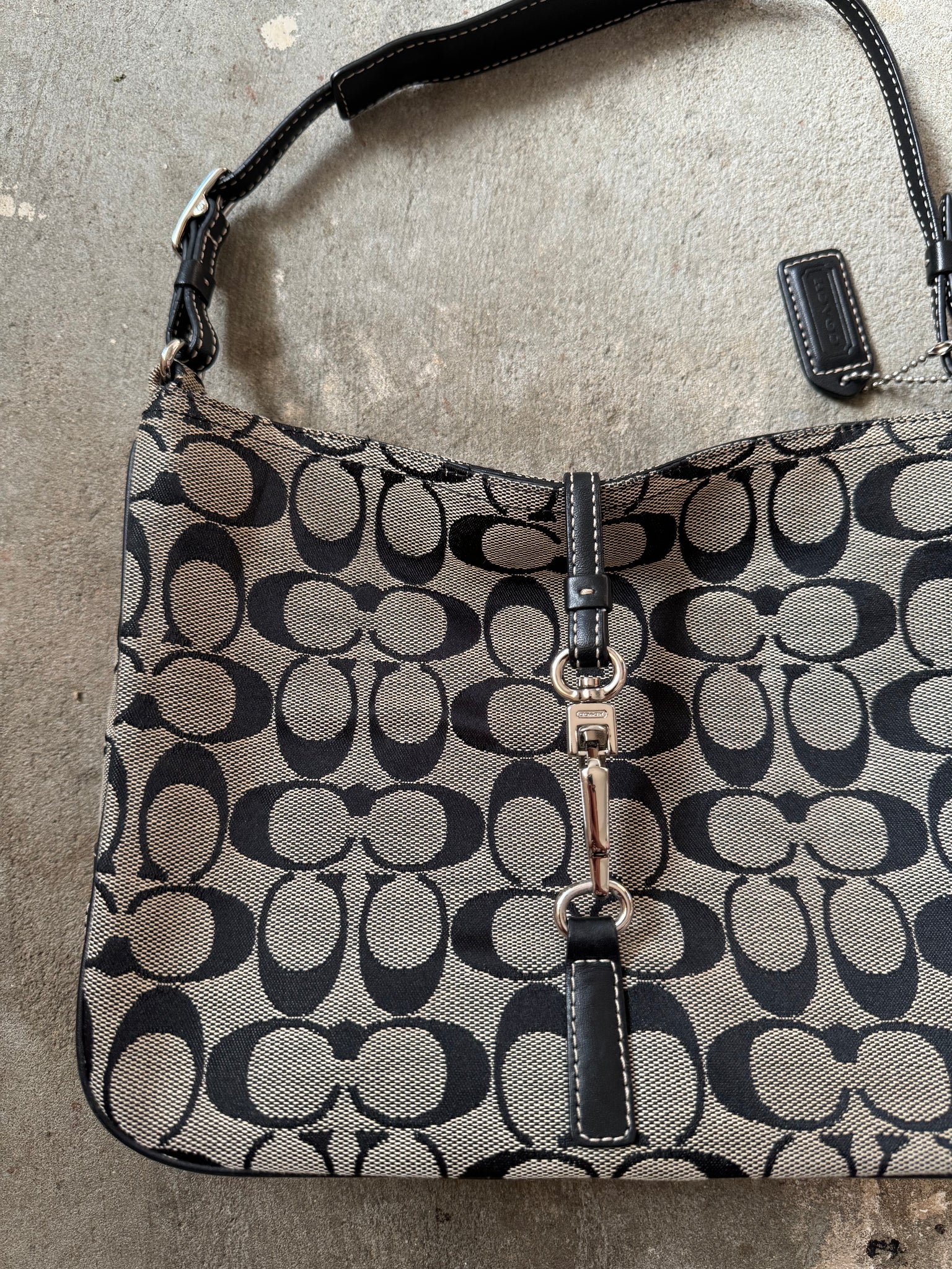 Coach Hobo Signature Clip Canvas Handbag Grey/Black