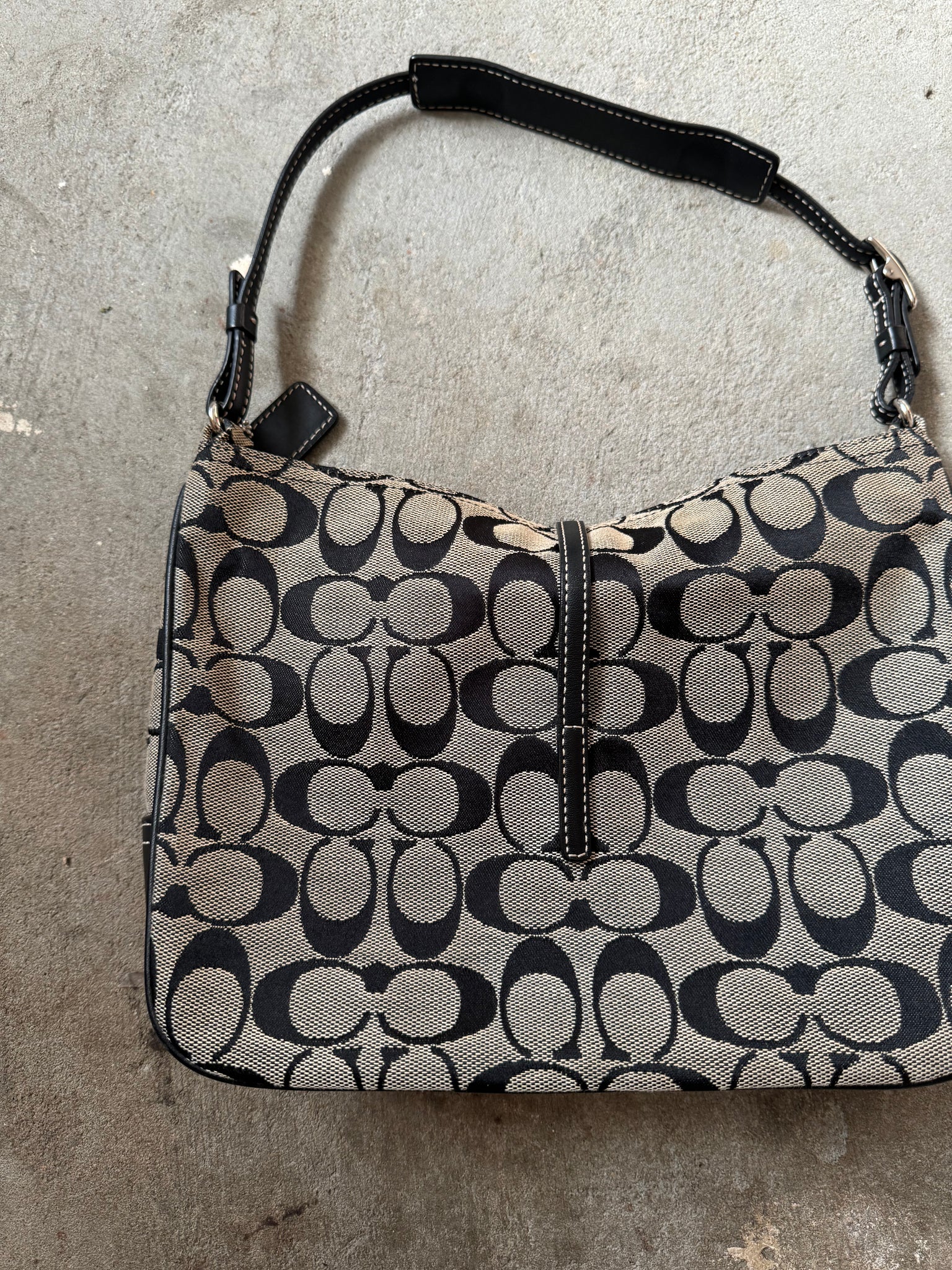 Coach Hobo Signature Clip Canvas Handbag Grey/Black