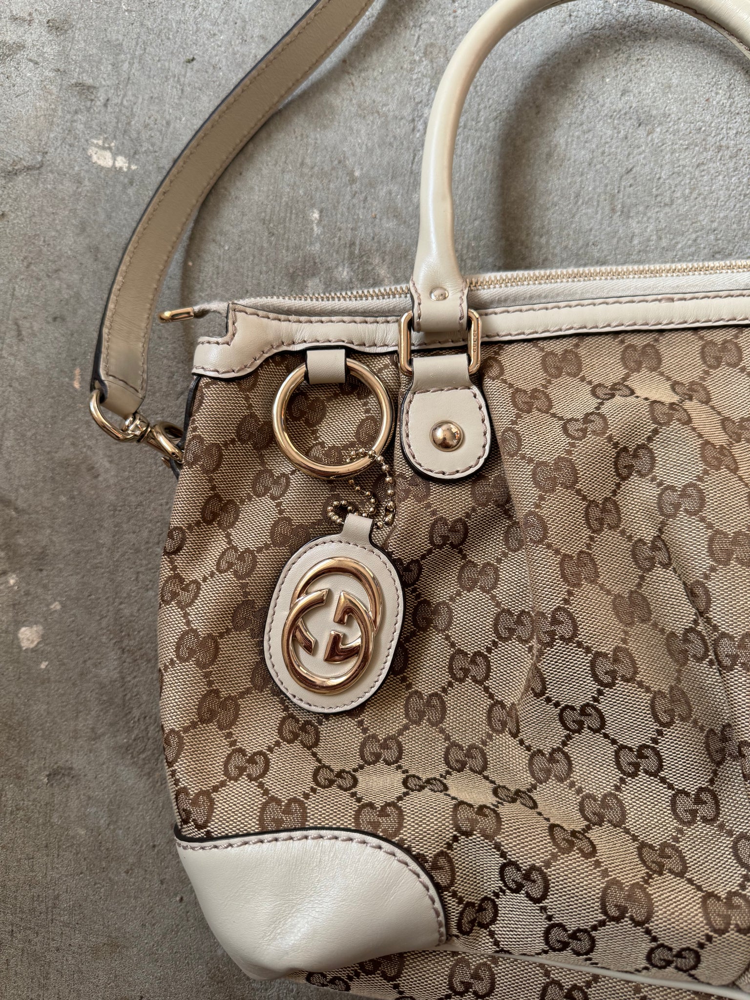 Gucci 2Way GG Monogram Sukey Shoulder Bag Beige