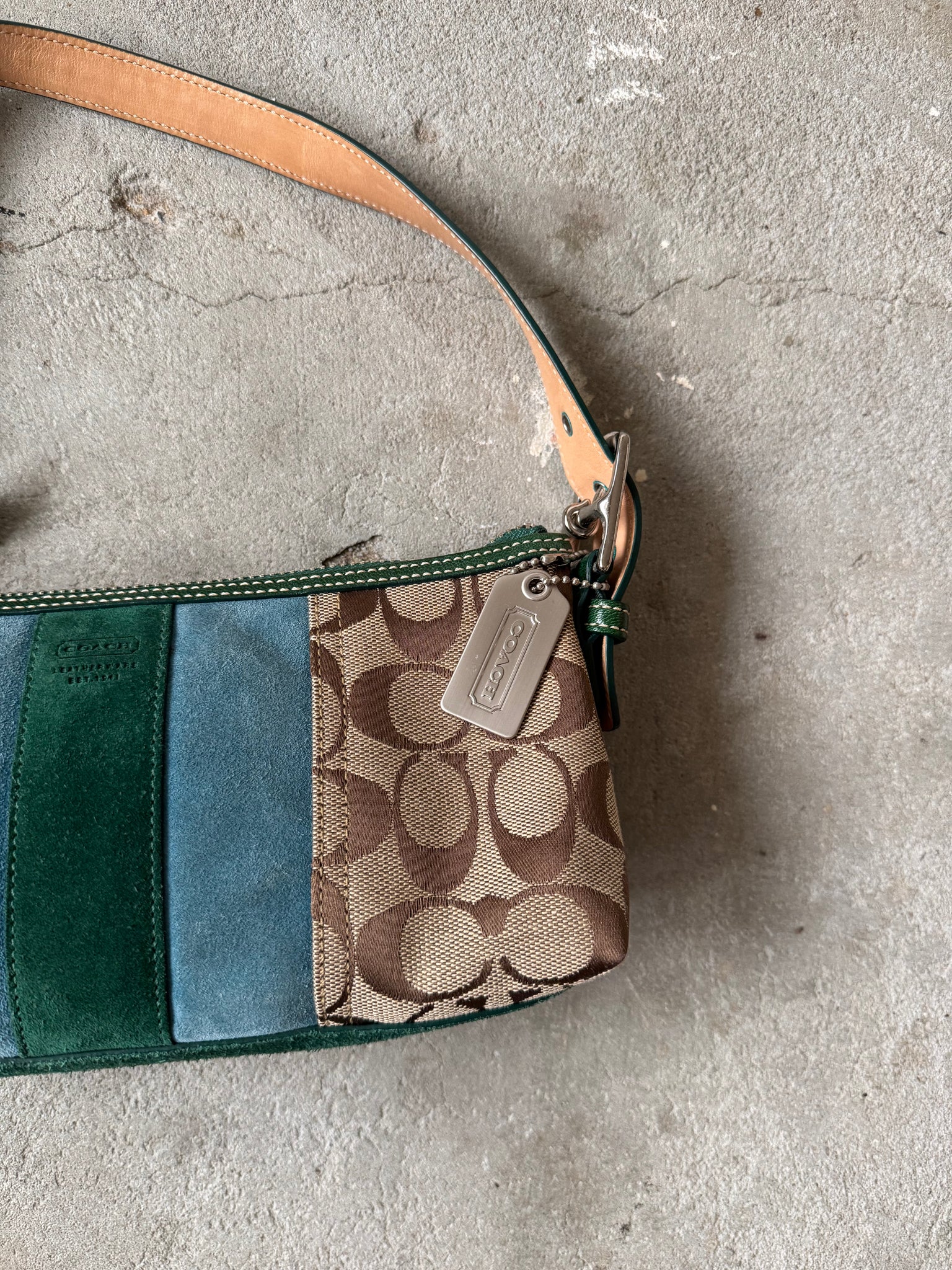 Coach Signature Hampton Strip Baguette Shoulder Bag Beige/Green