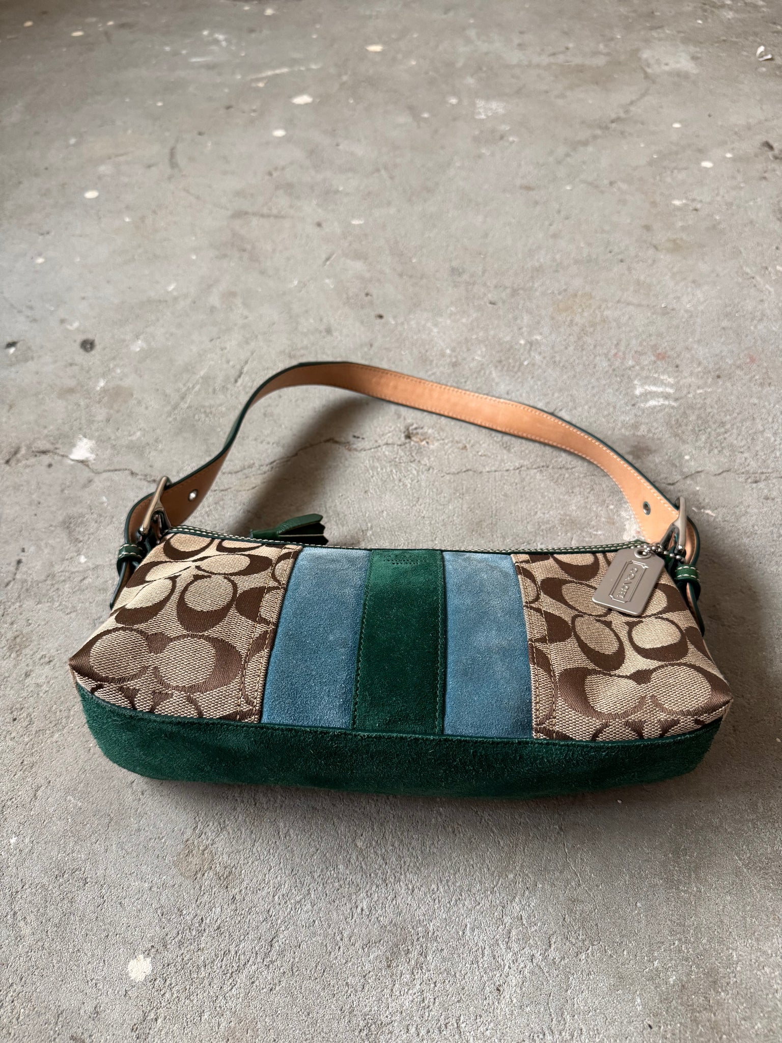 Coach Signature Hampton Strip Baguette Shoulder Bag Beige/Green