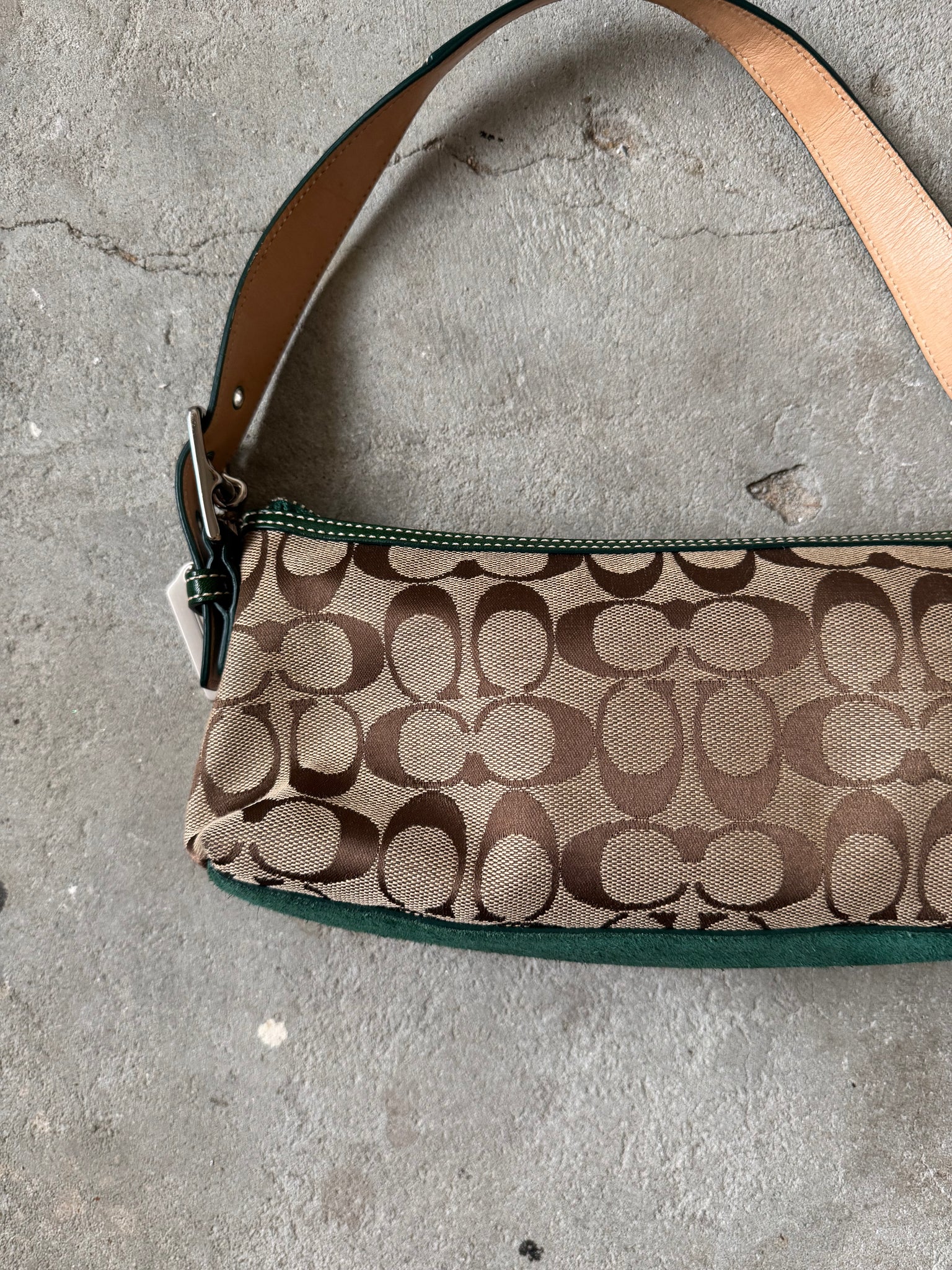 Coach Signature Hampton Strip Baguette Shoulder Bag Beige/Green