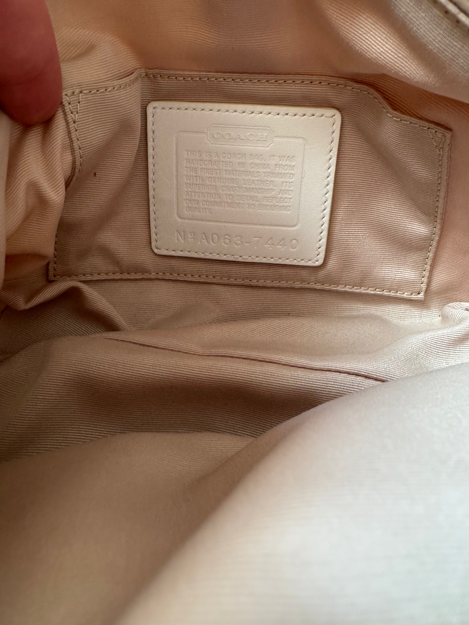Coach Hobo Bumblebee Shoulder Bag White