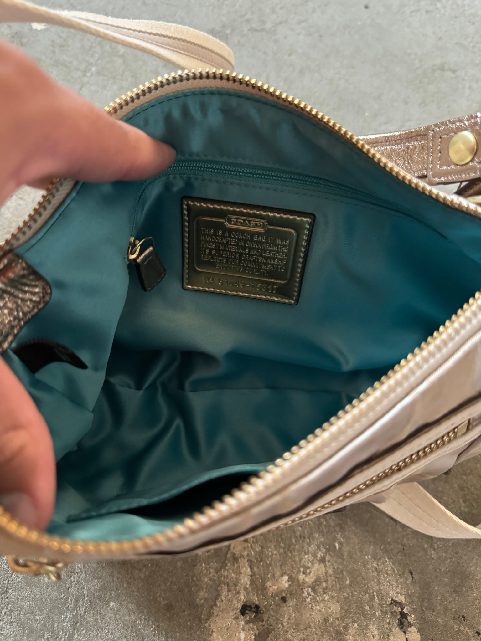 Coach 2Way Poppy Shoulder Bag Gold/Turquoize