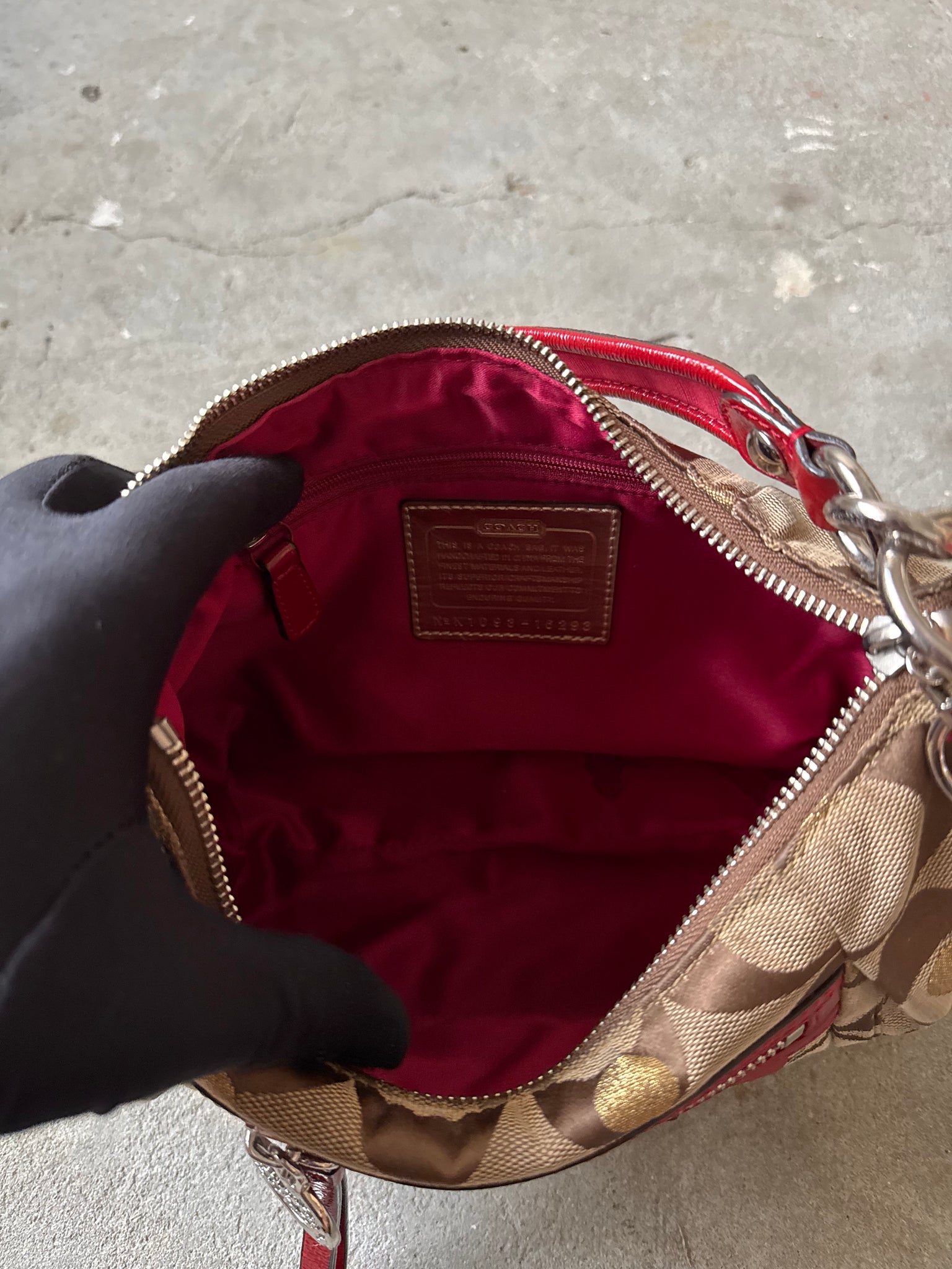 Coach 2Way Signature Heart Shoulder Bag Beige/Red