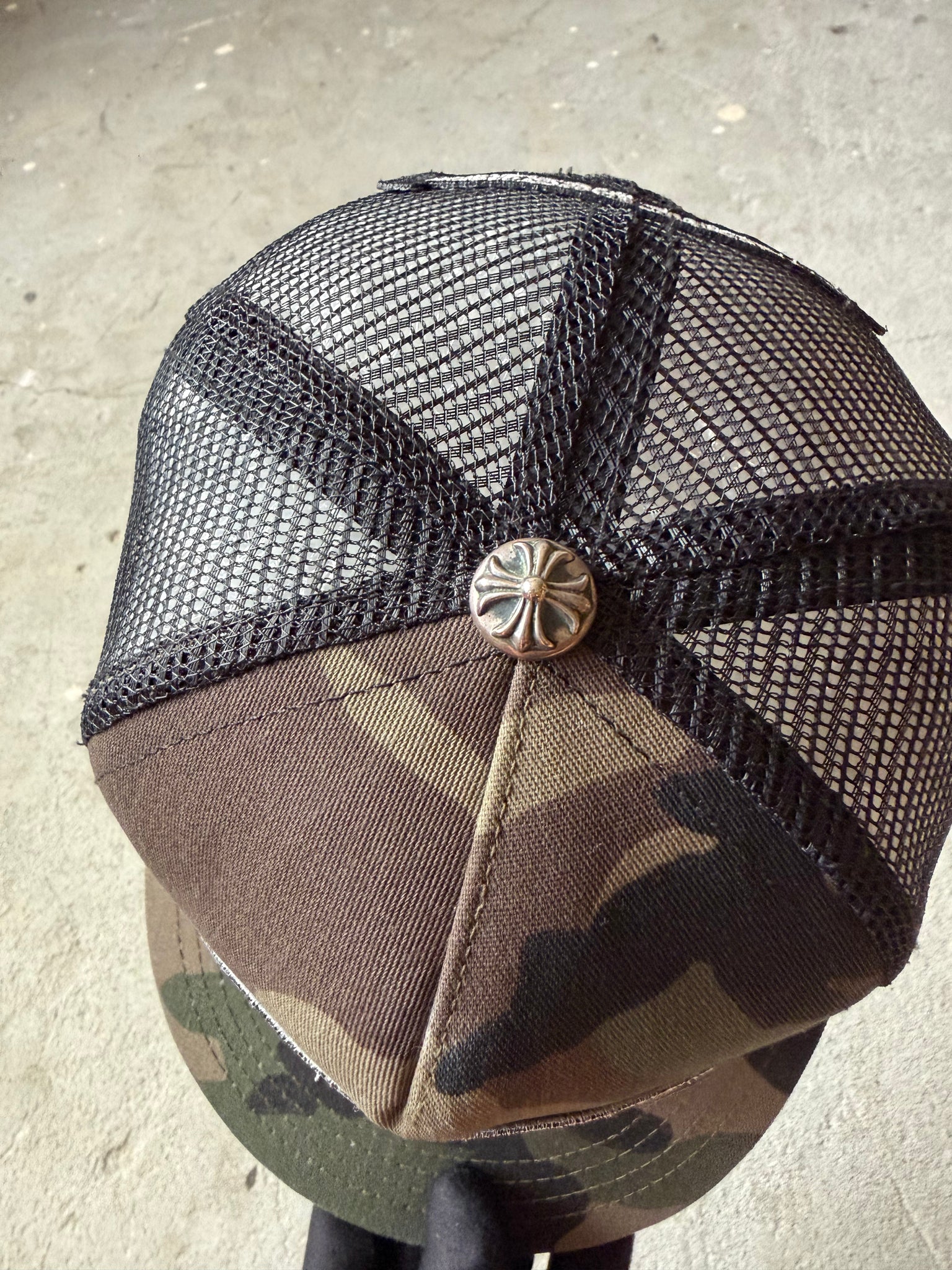 Chrome Hearts Arc Triple Cross Patch Trucker Hat Camo – Curated by Charbel