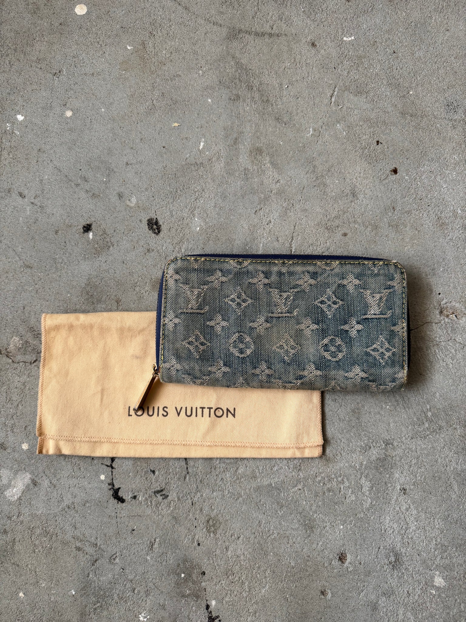 Louis Vuitton Monogram Denim Zippy Wallet Blue