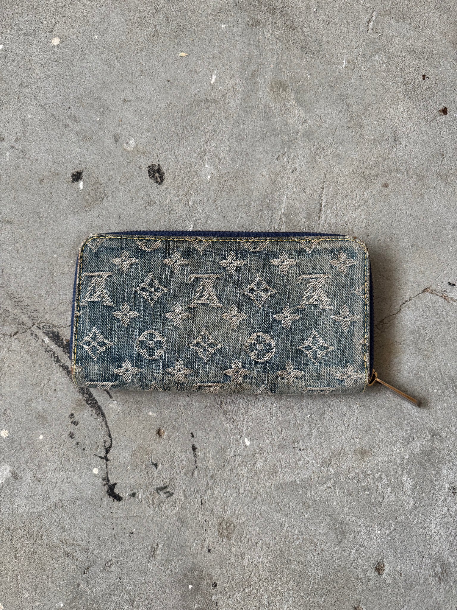 Louis Vuitton Monogram Denim Zippy Wallet Blue