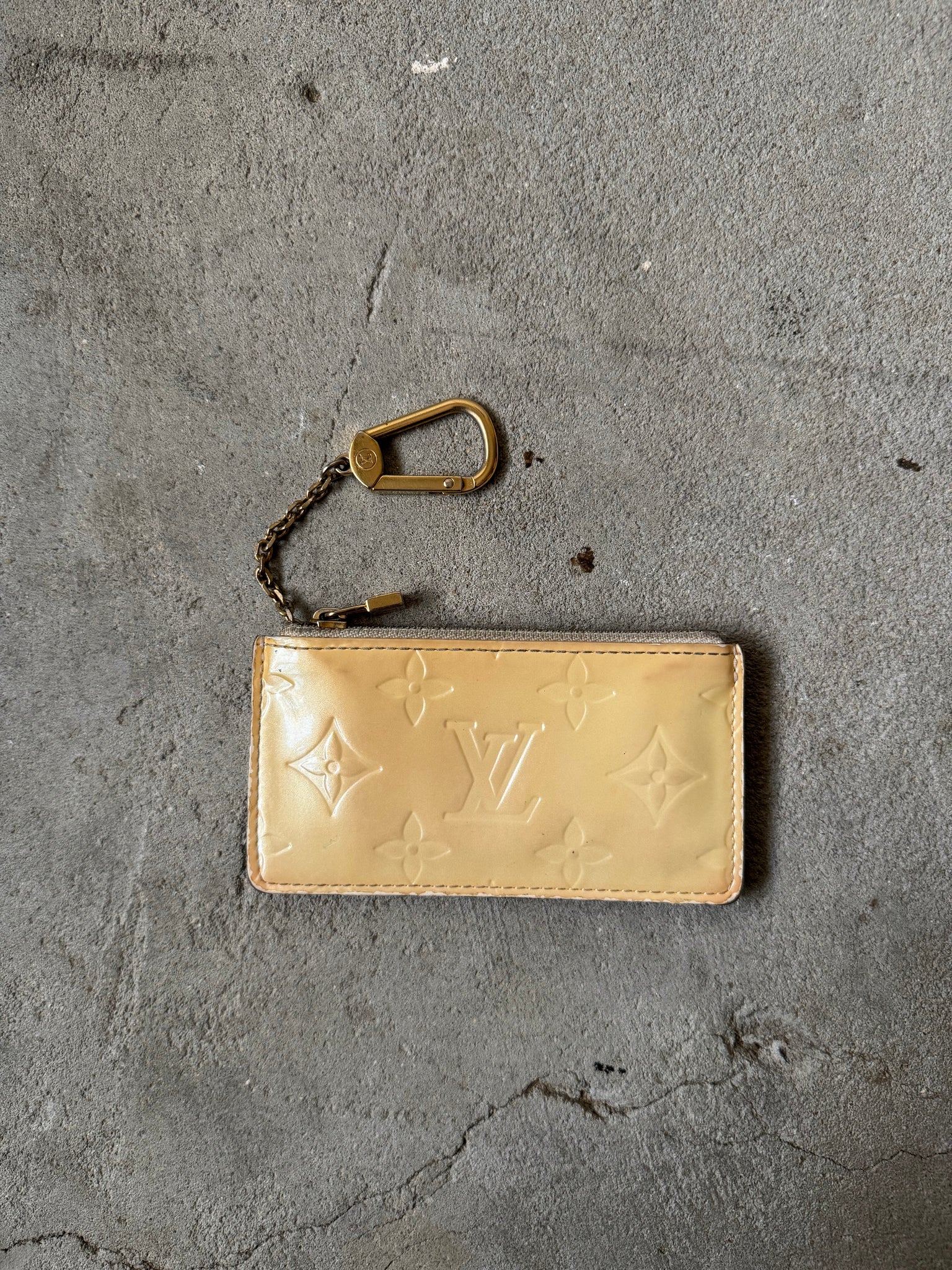 Louis Vuitton Vernis Coin Case Amethyst Yellow