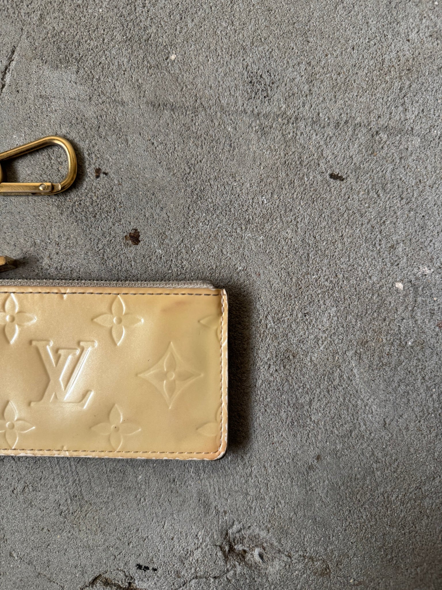 Louis Vuitton Vernis Coin Case Amethyst Yellow
