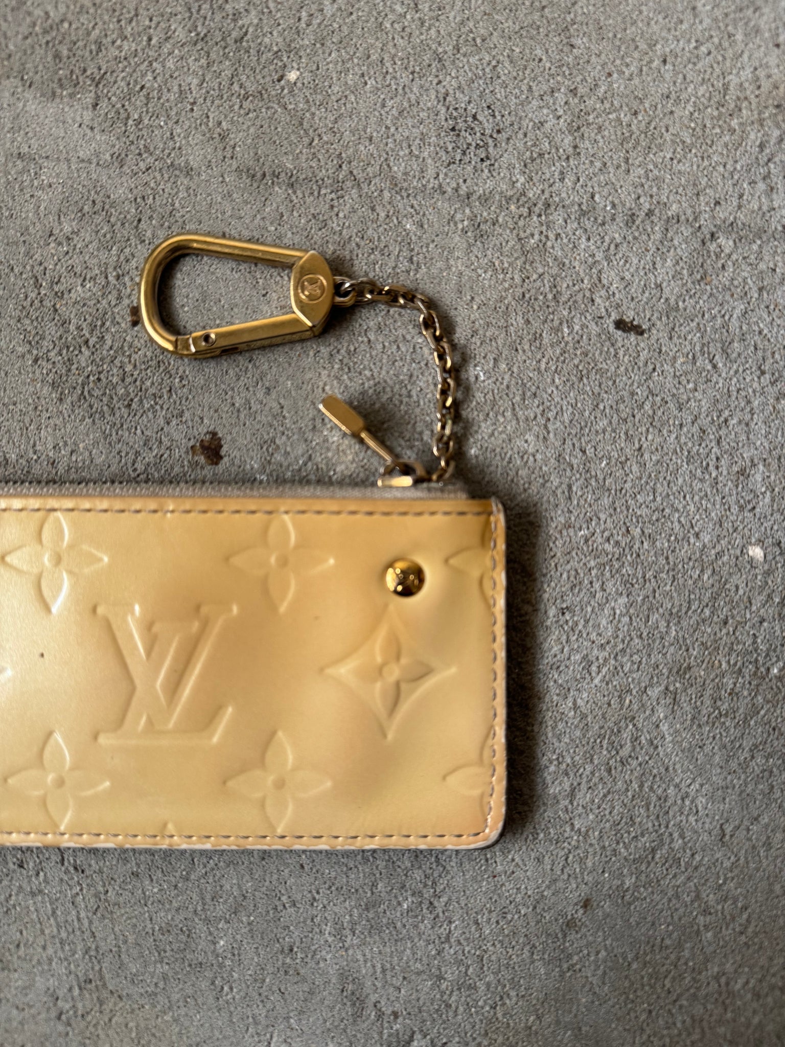 Louis Vuitton Vernis Coin Case Amethyst Yellow