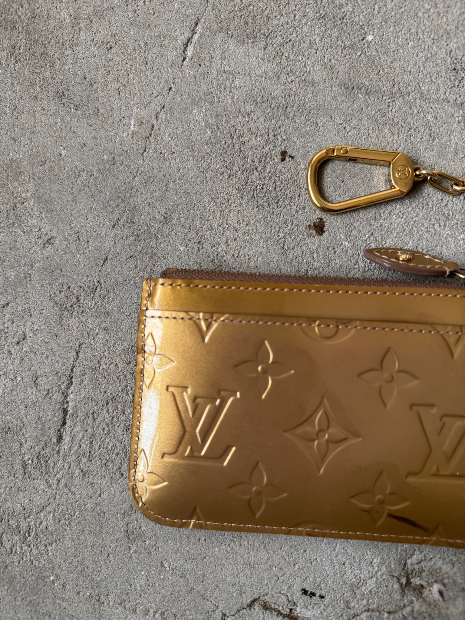 Louis Vuitton Vernis Pochette Coin Case Gold