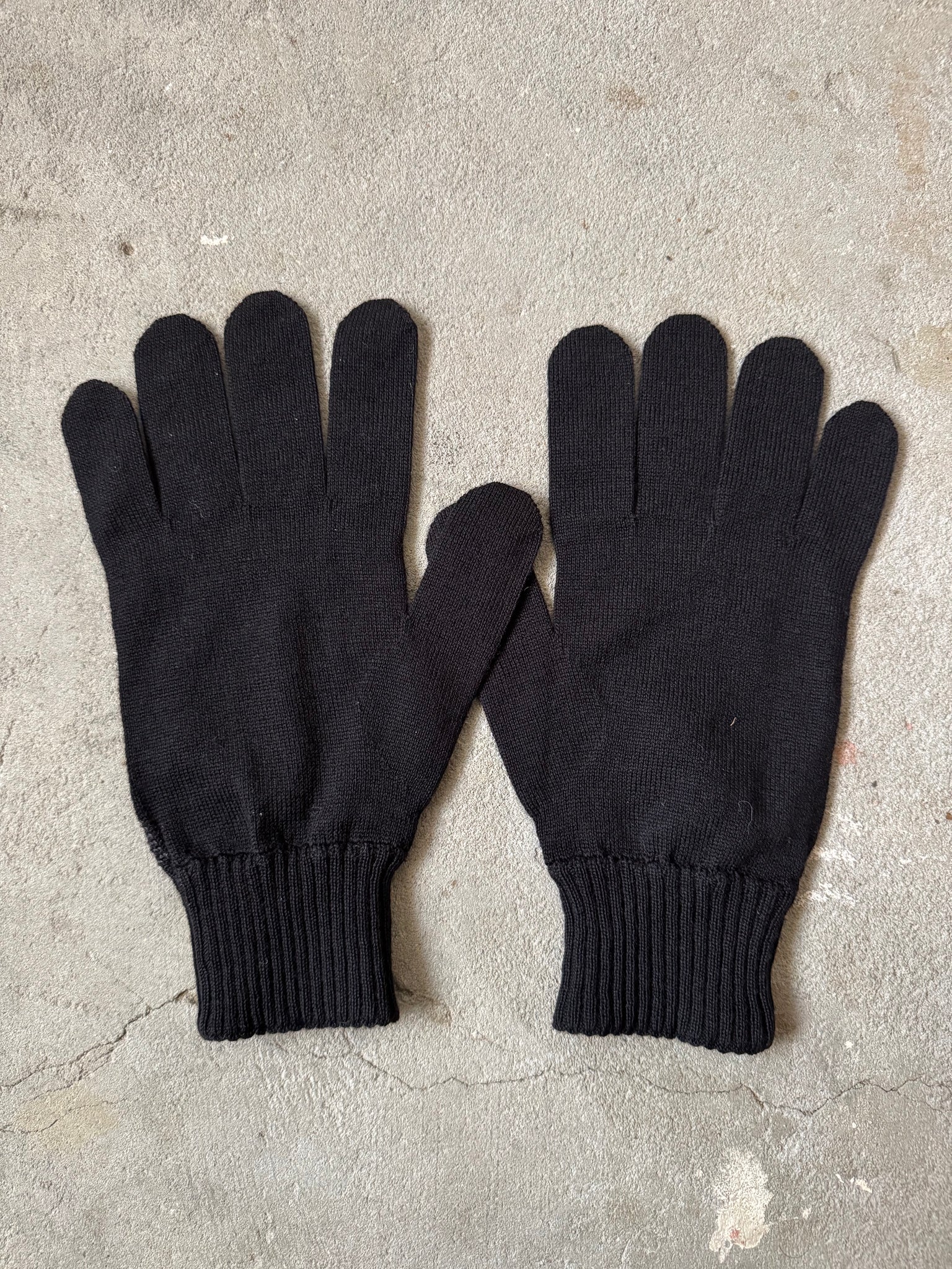 Louis Vuitton Neo Petit Damier Wool Gloves Black