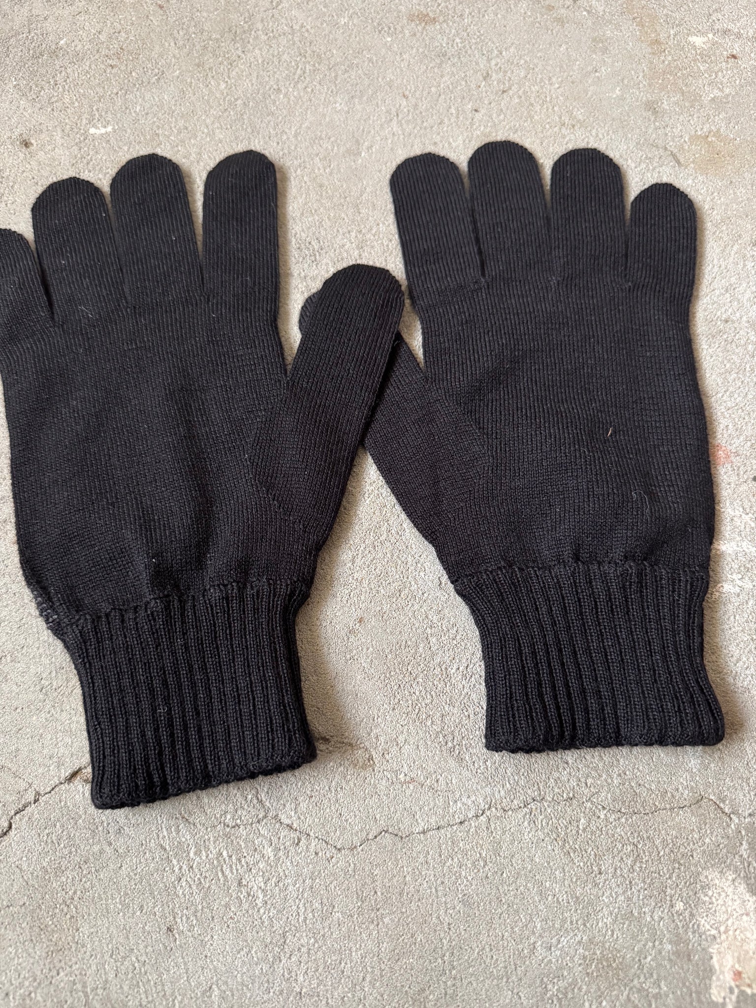 Louis Vuitton Neo Petit Damier Wool Gloves Black