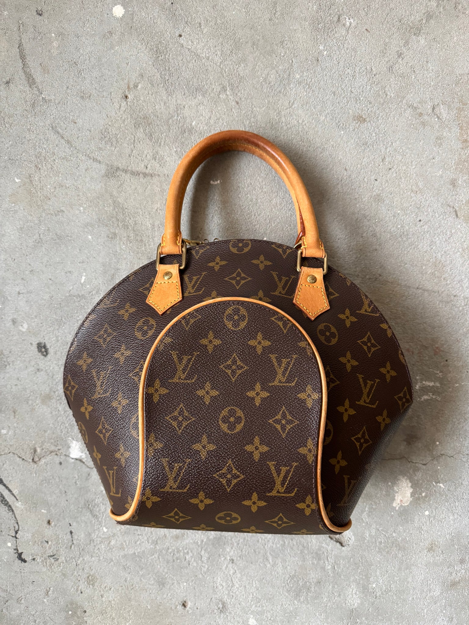 Louis Vuitton PM Monogram Ellipse HandBag