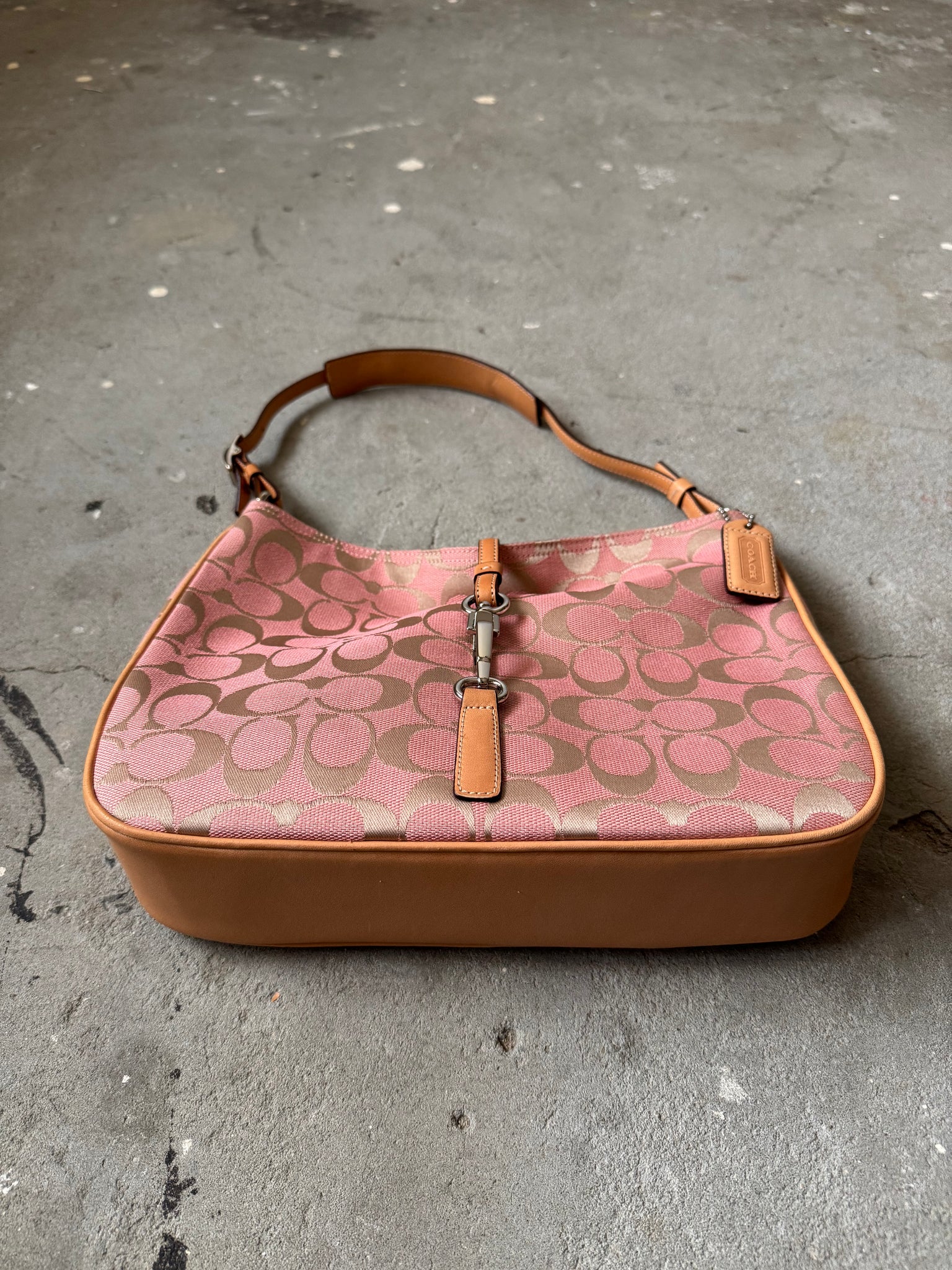 Coach Hobo Signature Clip Canvas Handbag Pink