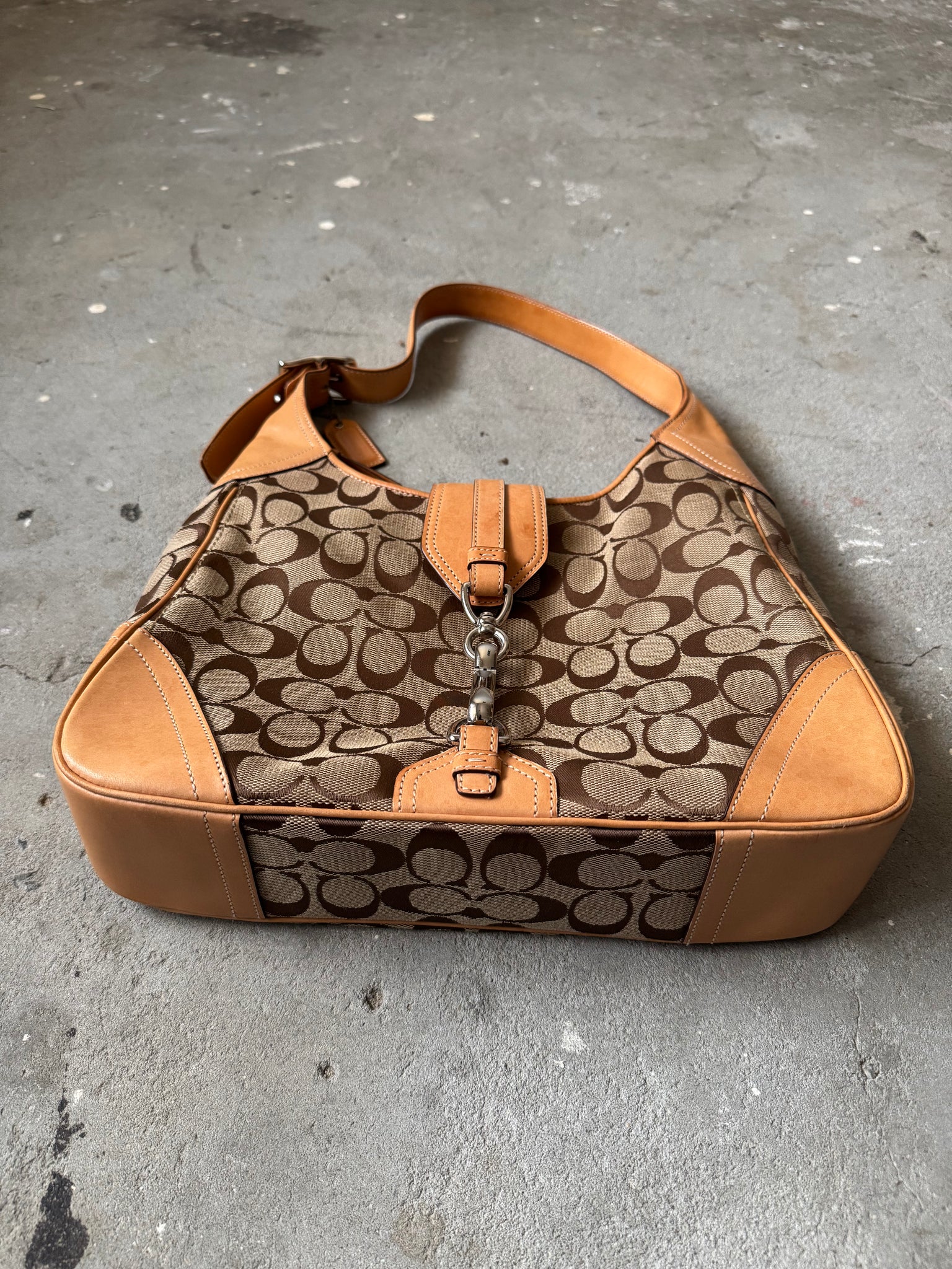 Coach Signature Clip Hamilton Hobo Shoulder Bag Beige