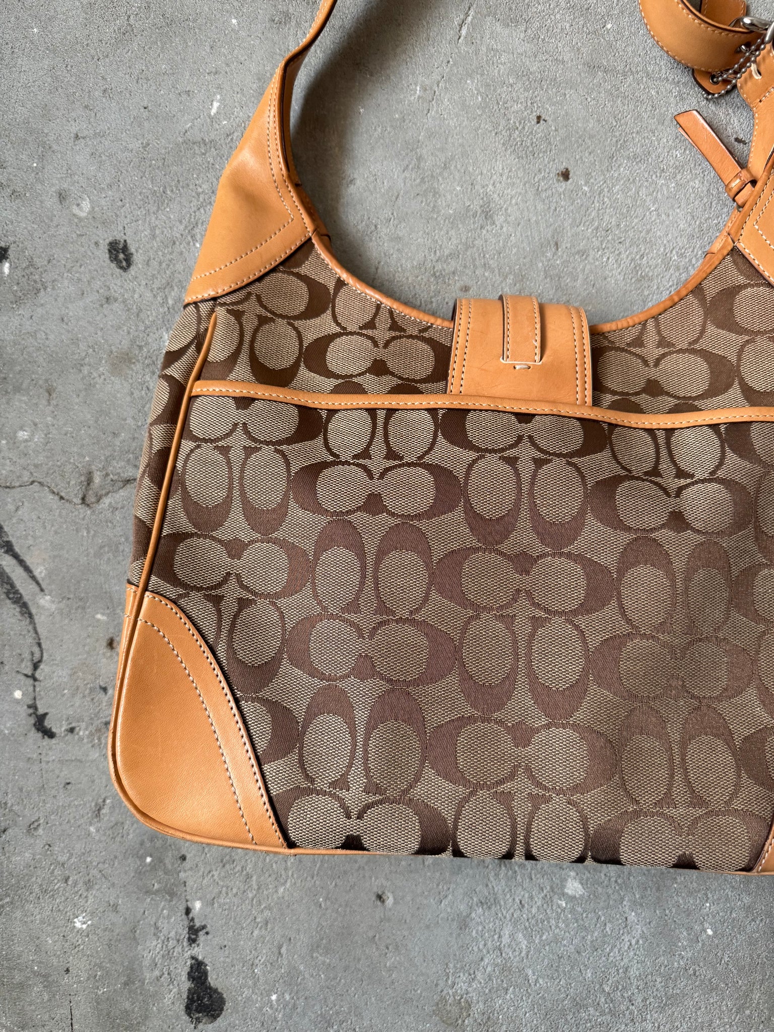 Coach Signature Clip Hamilton Hobo Shoulder Bag Beige