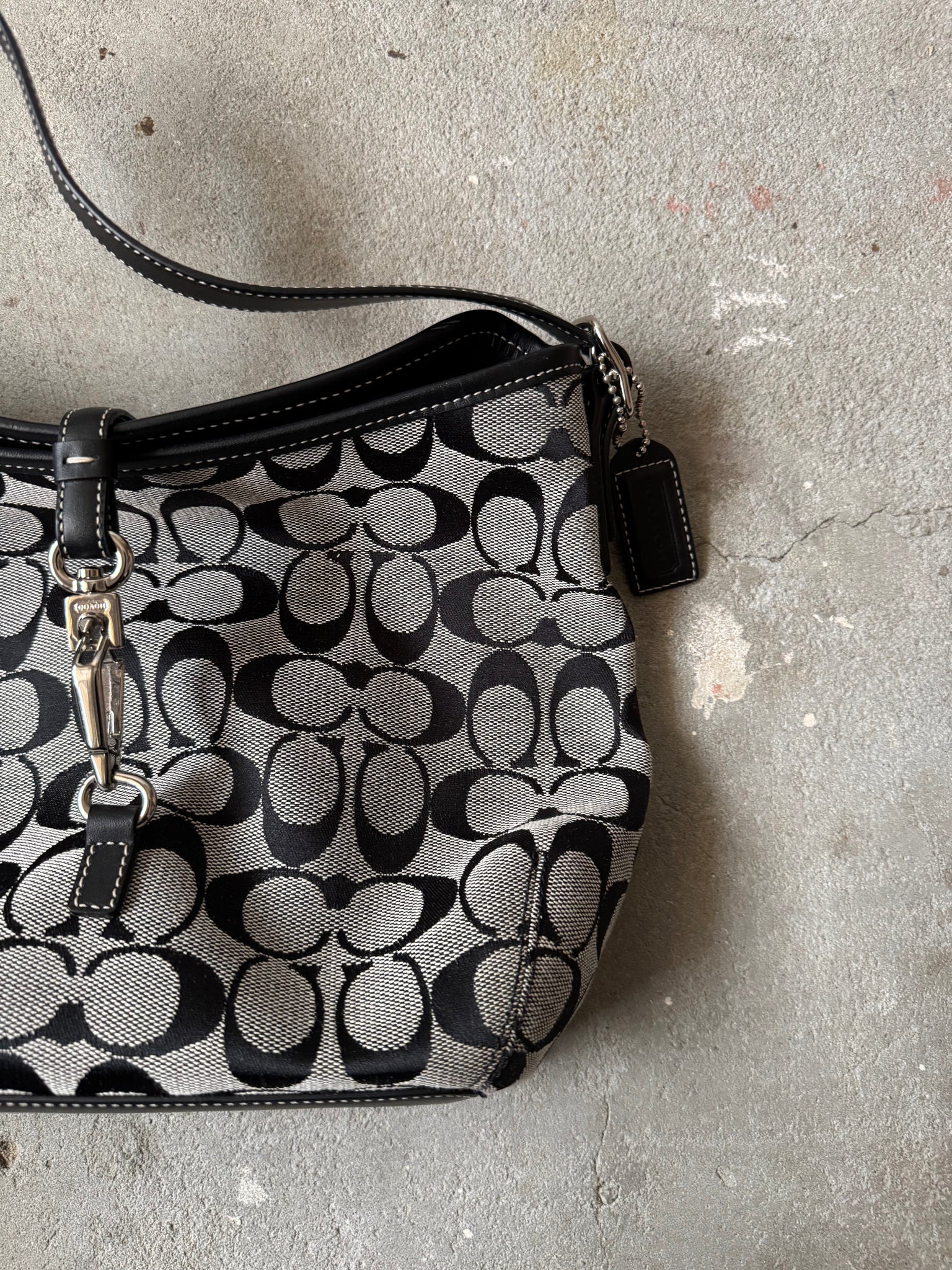 Coach Signature Sufflette Clip ShoulderBag Grey/Black