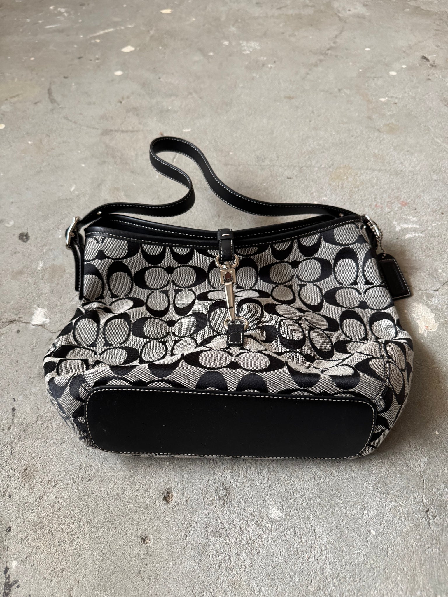 Coach Signature Sufflette Clip ShoulderBag Grey/Black