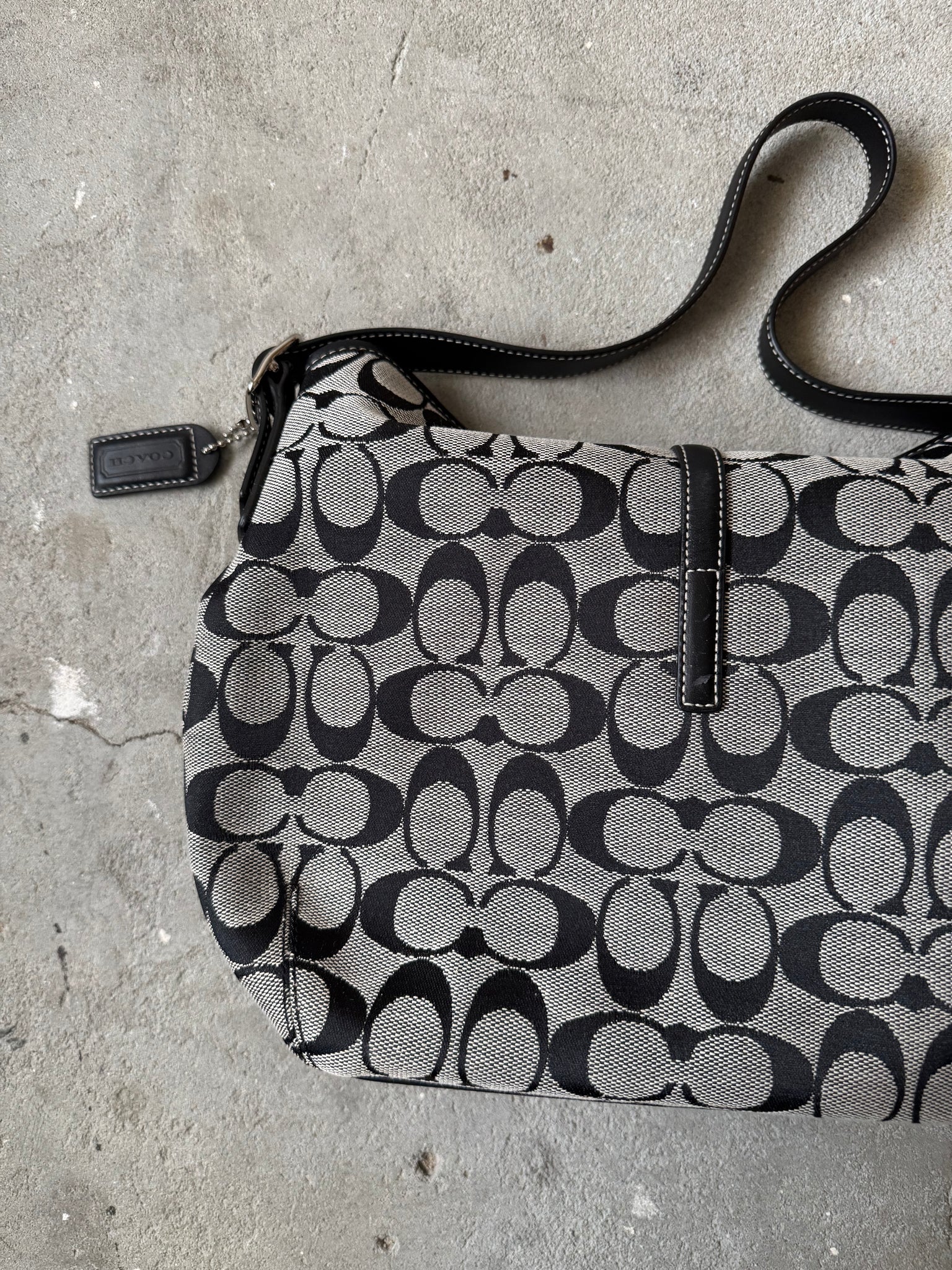 Coach Signature Sufflette Clip ShoulderBag Grey/Black