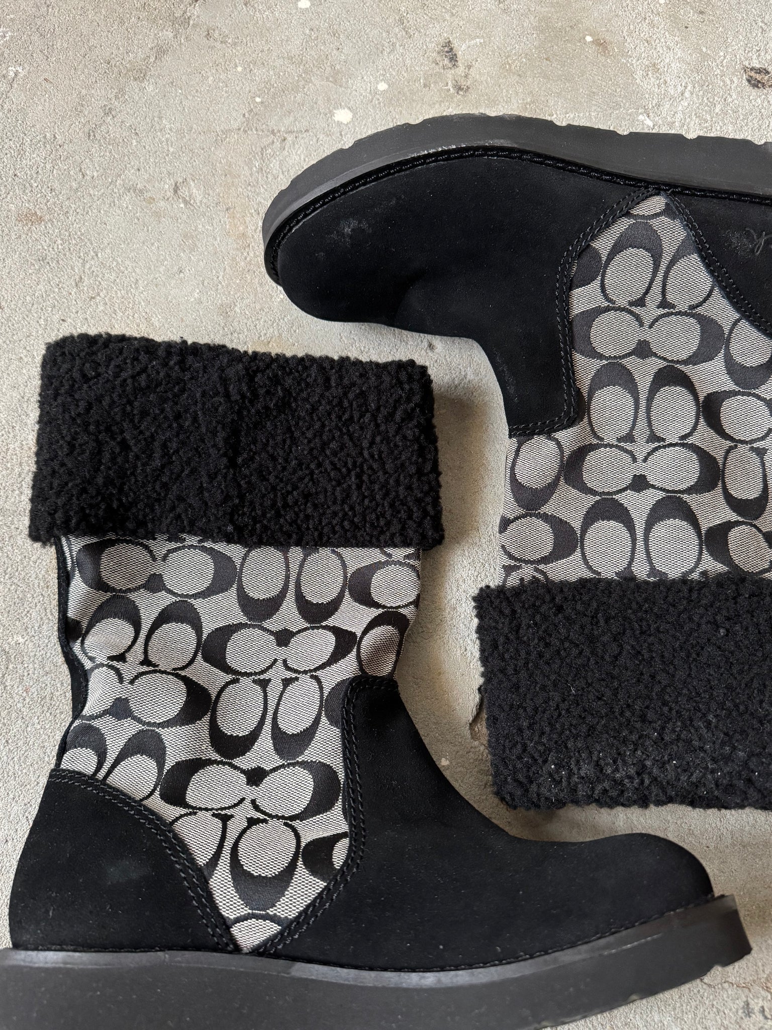 Coach Signature Mid-Calf Boots Grey/Black