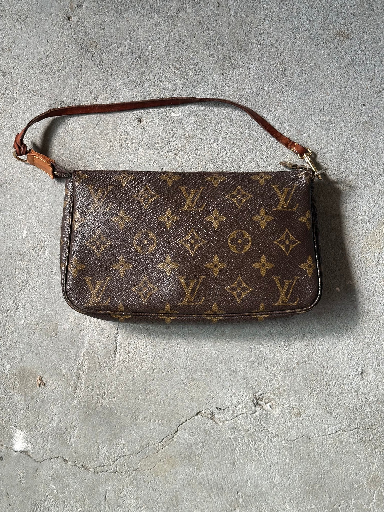 Louis Vuitton Monogram Pochette Bag