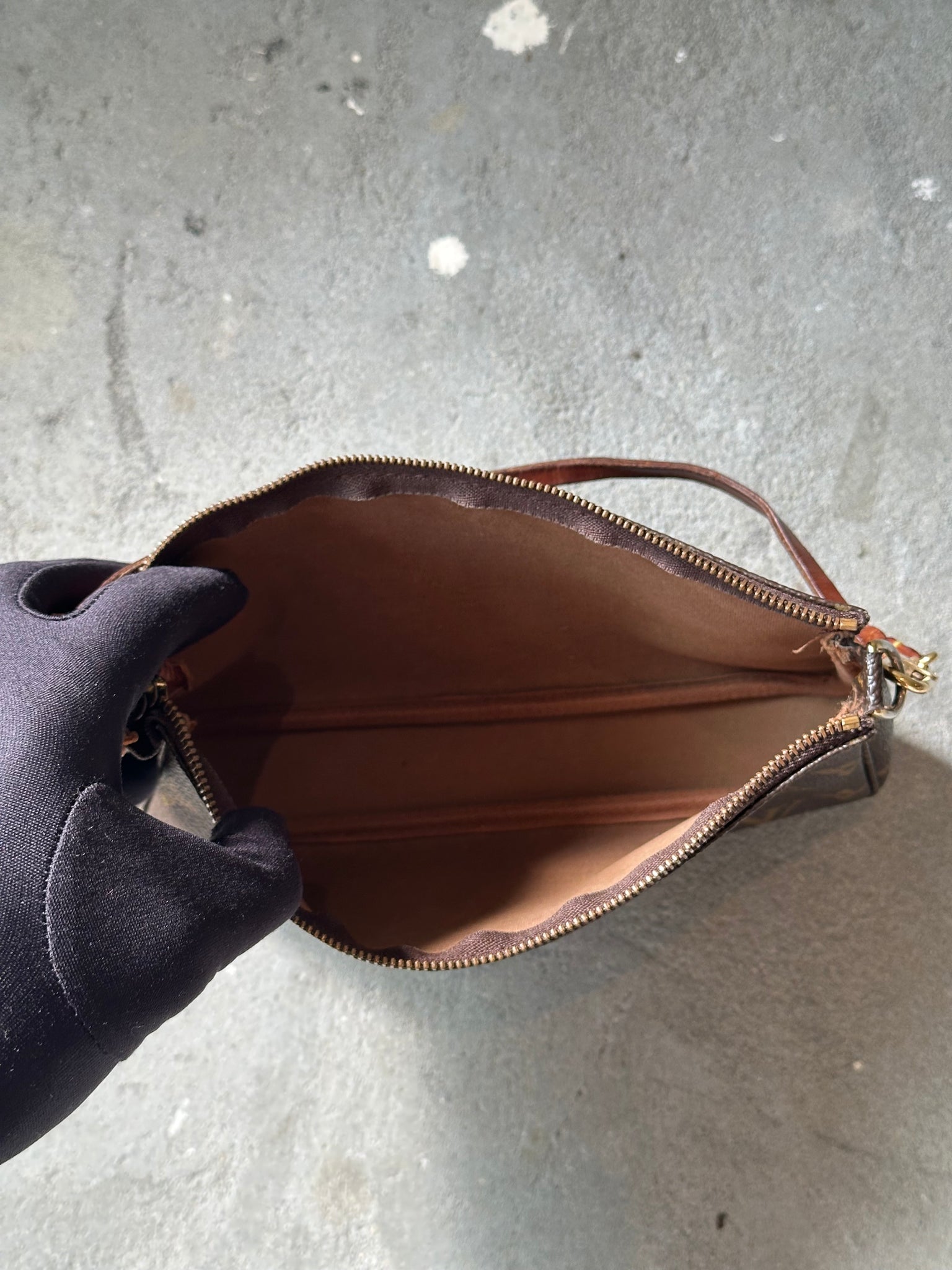 Louis Vuitton Monogram Pochette Bag