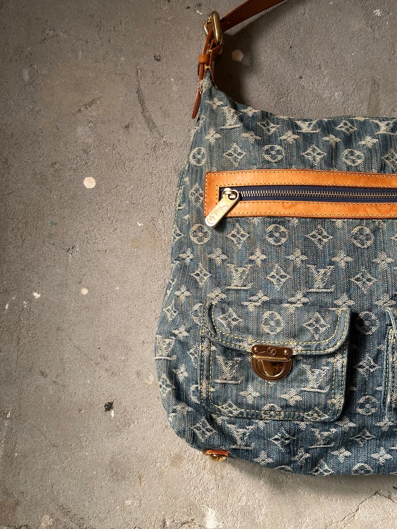 Louis Vuitton GM Denim Baggy Shoulder Bag Blue