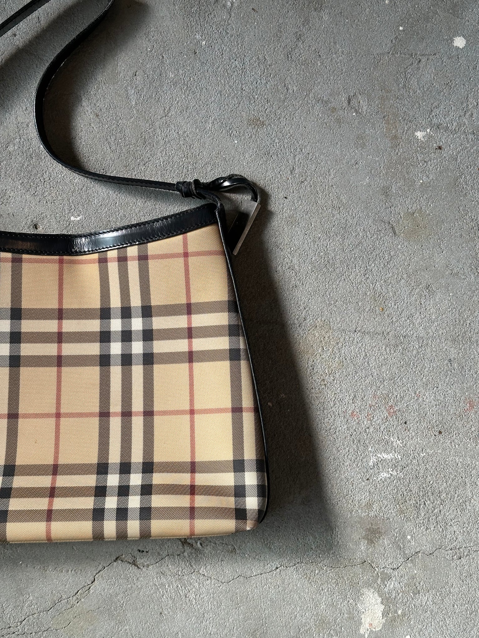 Burberry Nova Check Shoulder Bag Beige