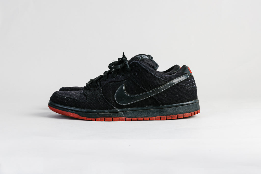 Nike SB Dunk Low Levis Black Denim US11 – Curated by Charbel