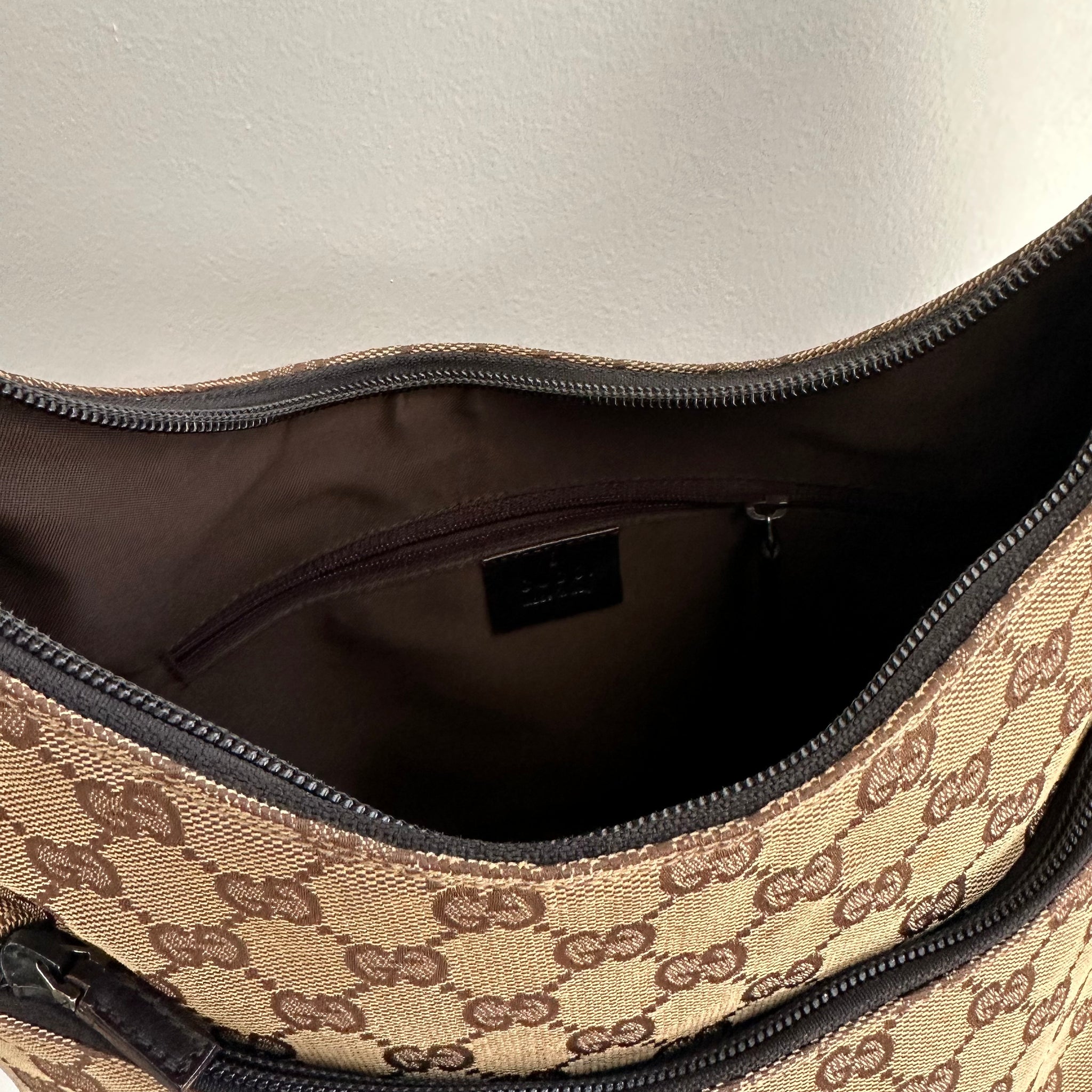 Gucci Front Zip Shoulder Bag Canvas