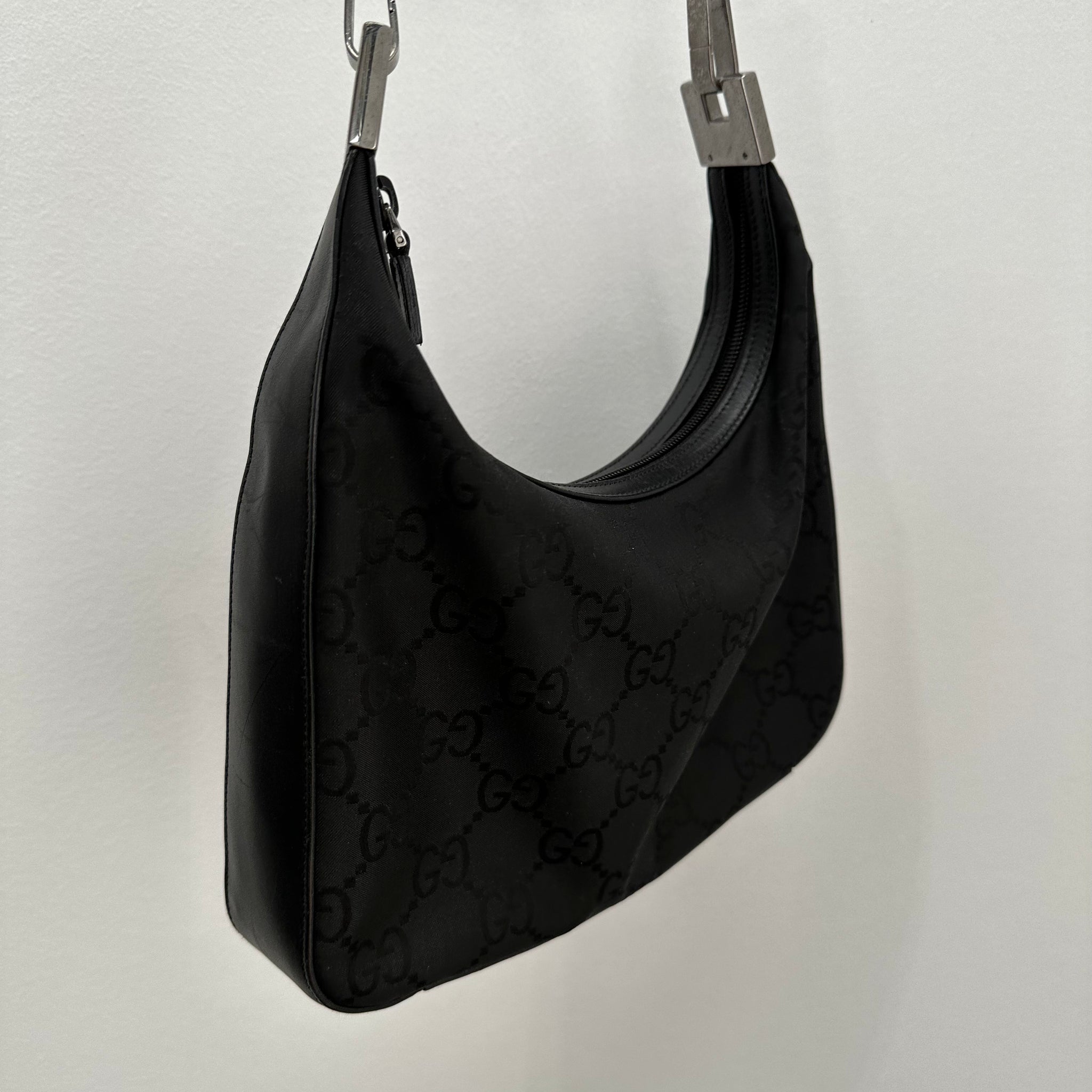 Gucci Hobo Style Shoulder Bag Black